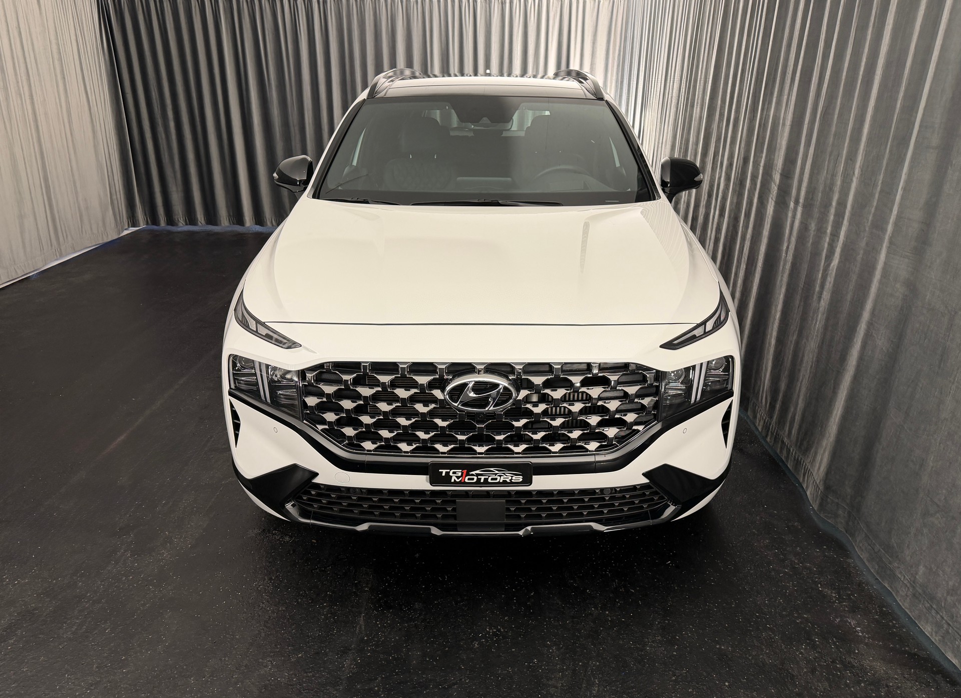 HYUNDAI Santa Fe 2.2 CRDI 4WD Automatic-image-1