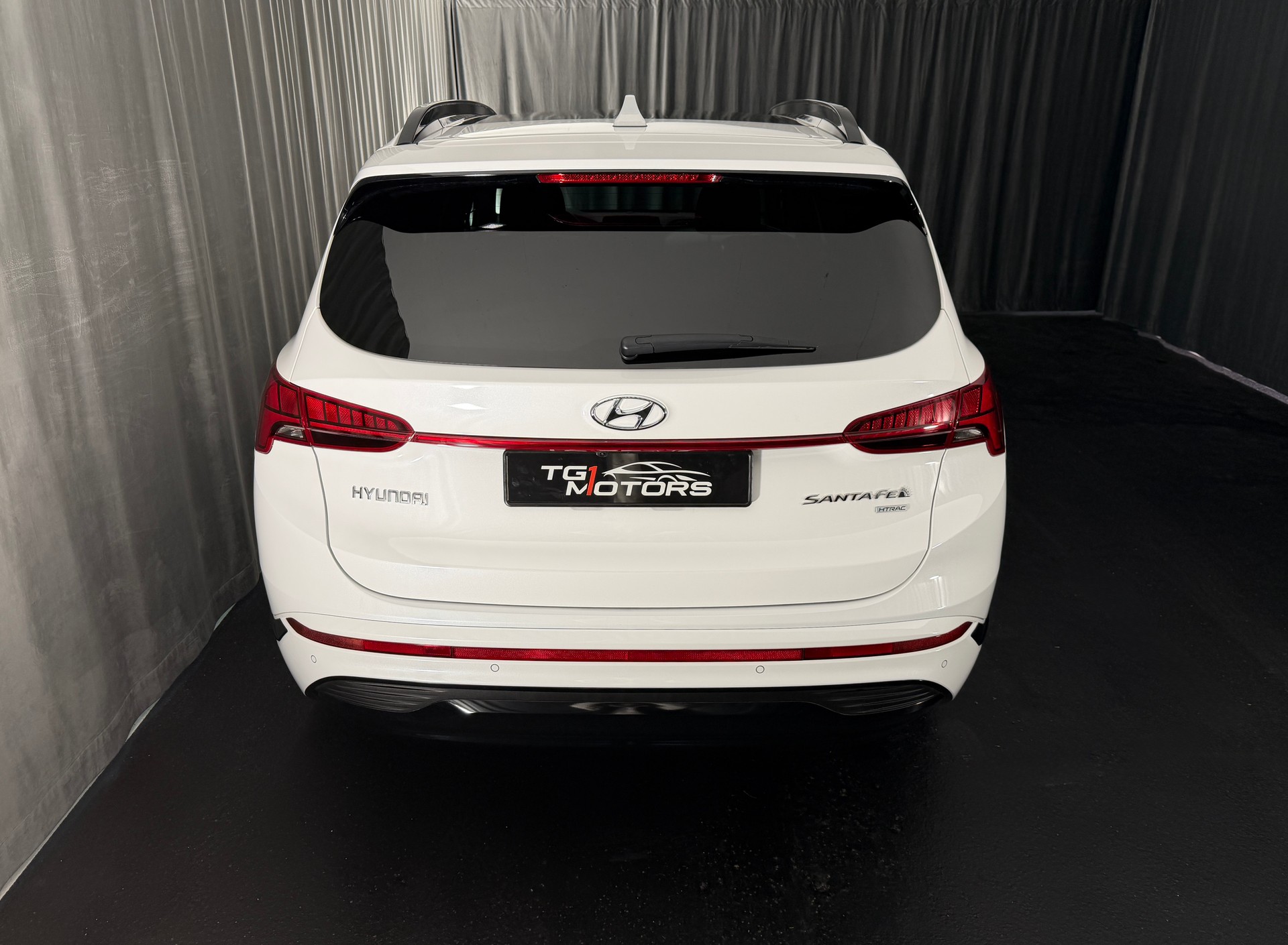 HYUNDAI Santa Fe 2.2 CRDI 4WD Automatic-image-3