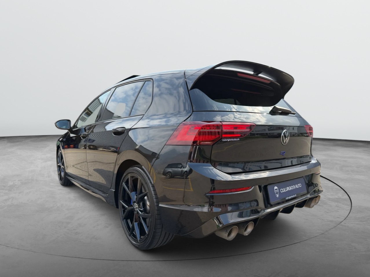 VW Golf 2.0 TSI R Black Edition DSG 4 Motion-image-6