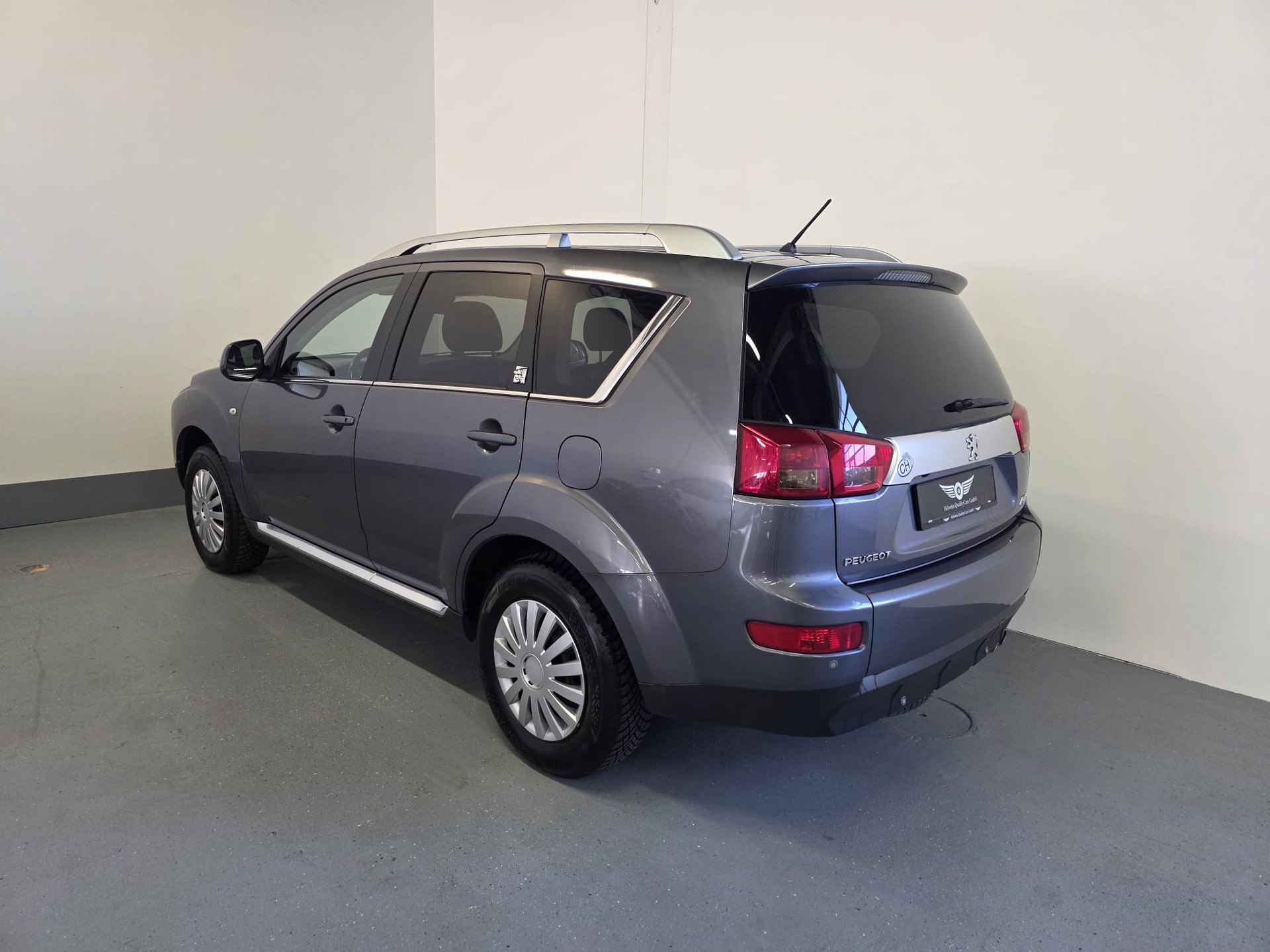 PEUGEOT 4007 2.2 HDi Dynamic-image-9