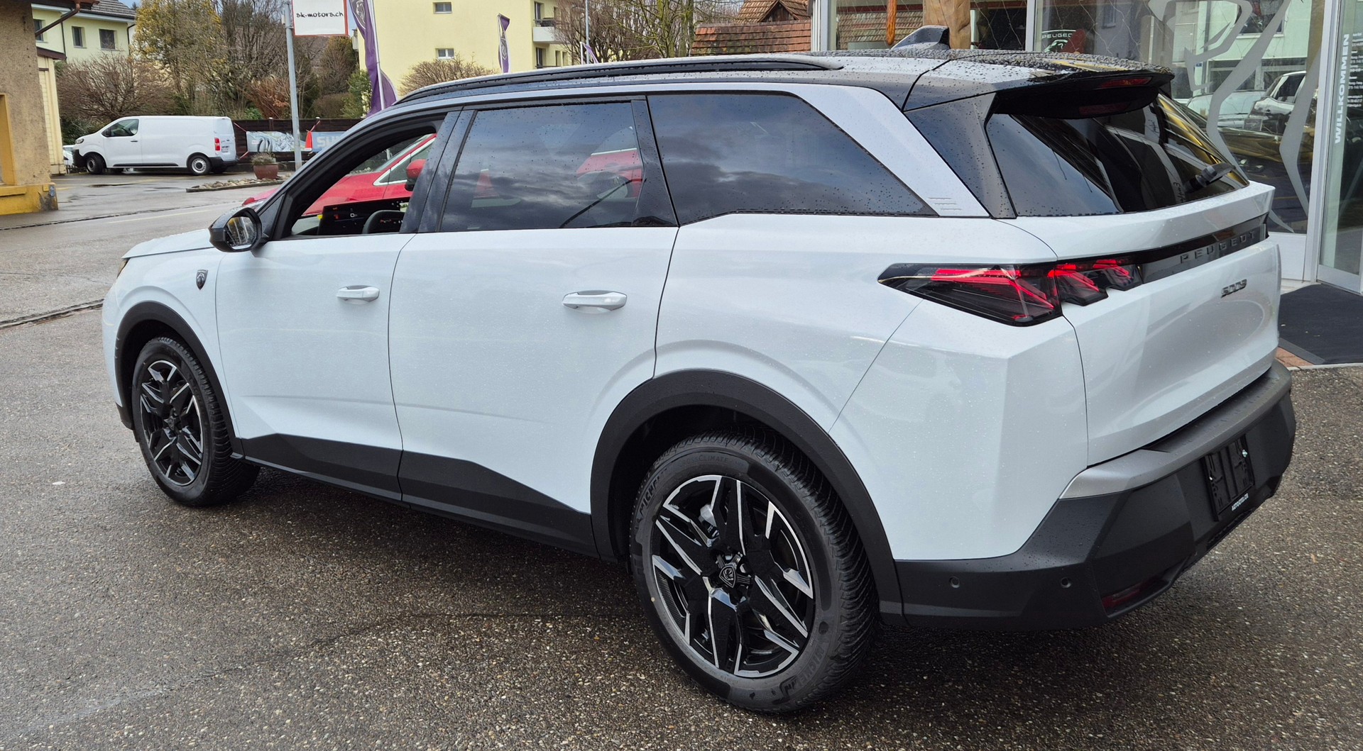 PEUGEOT 5008 4x4 GT Exclusive / Helvetia-image-2