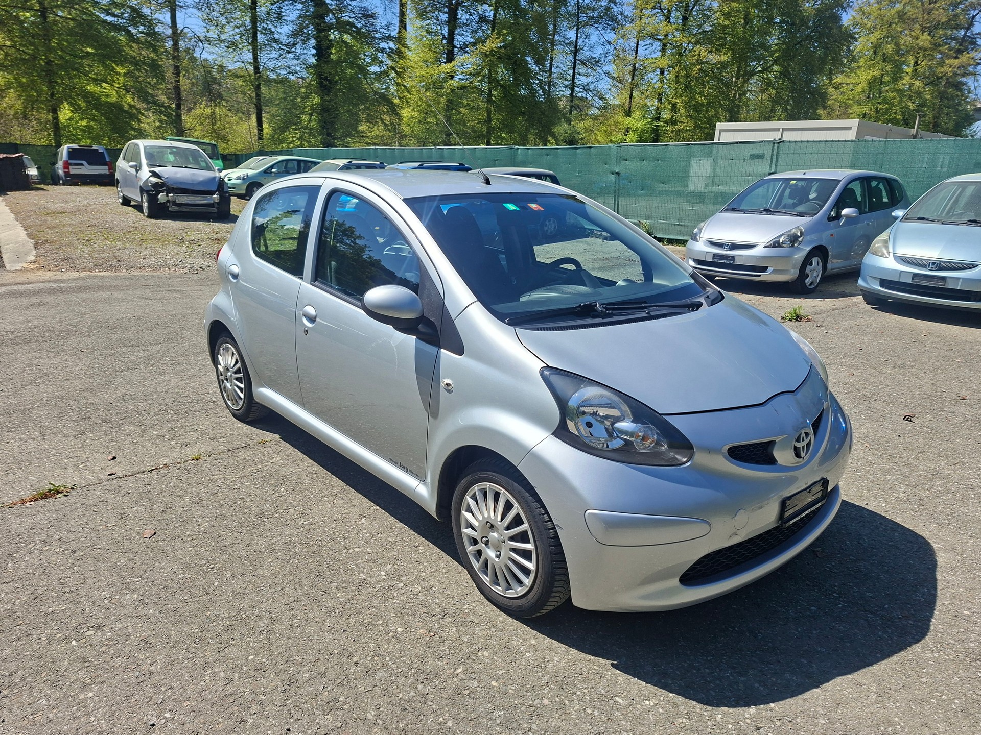 TOYOTA Aygo 1.0 Linea Terra-image-1