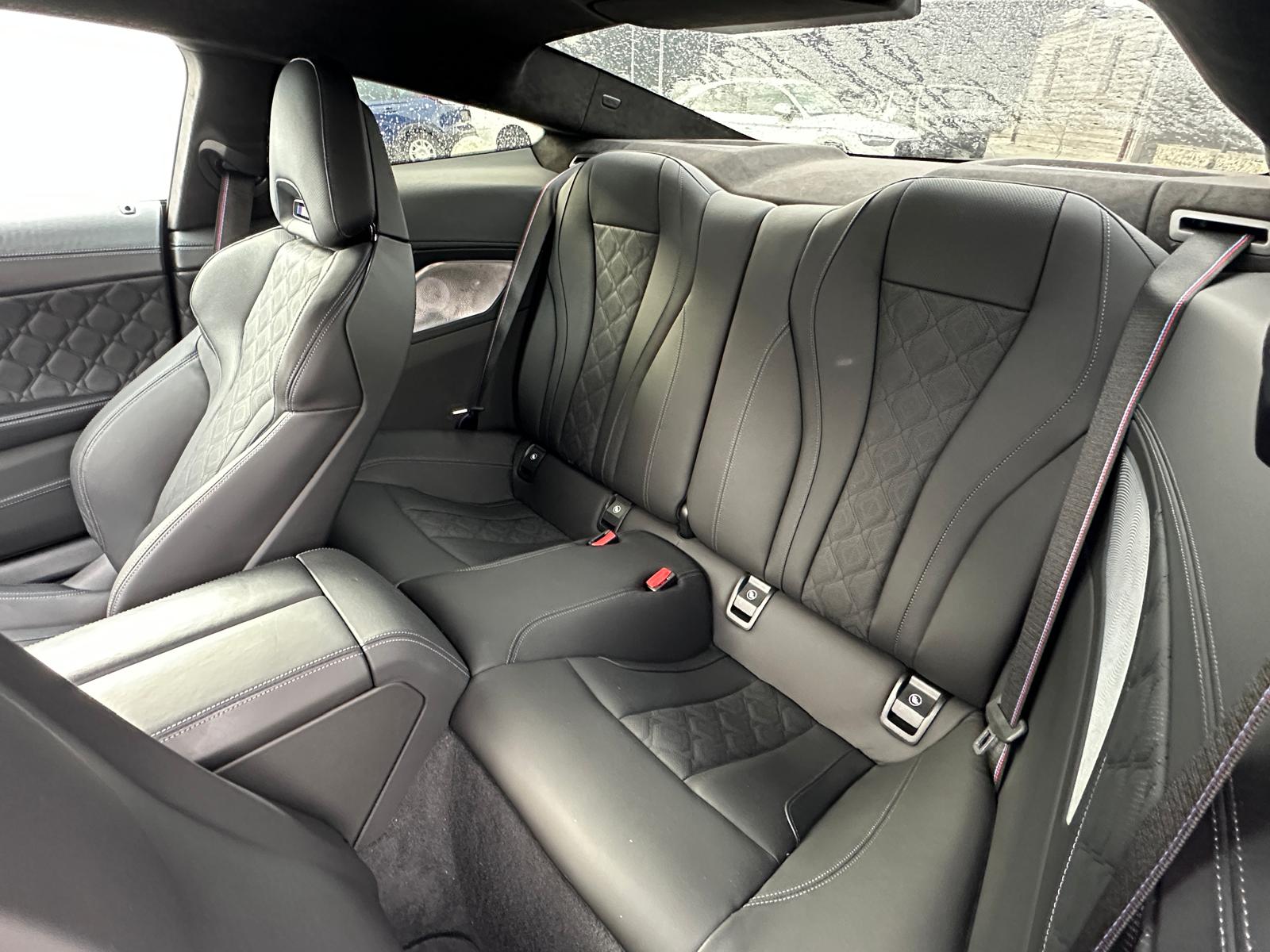 BMW M8 xDrive Steptronic M Competition-image-8