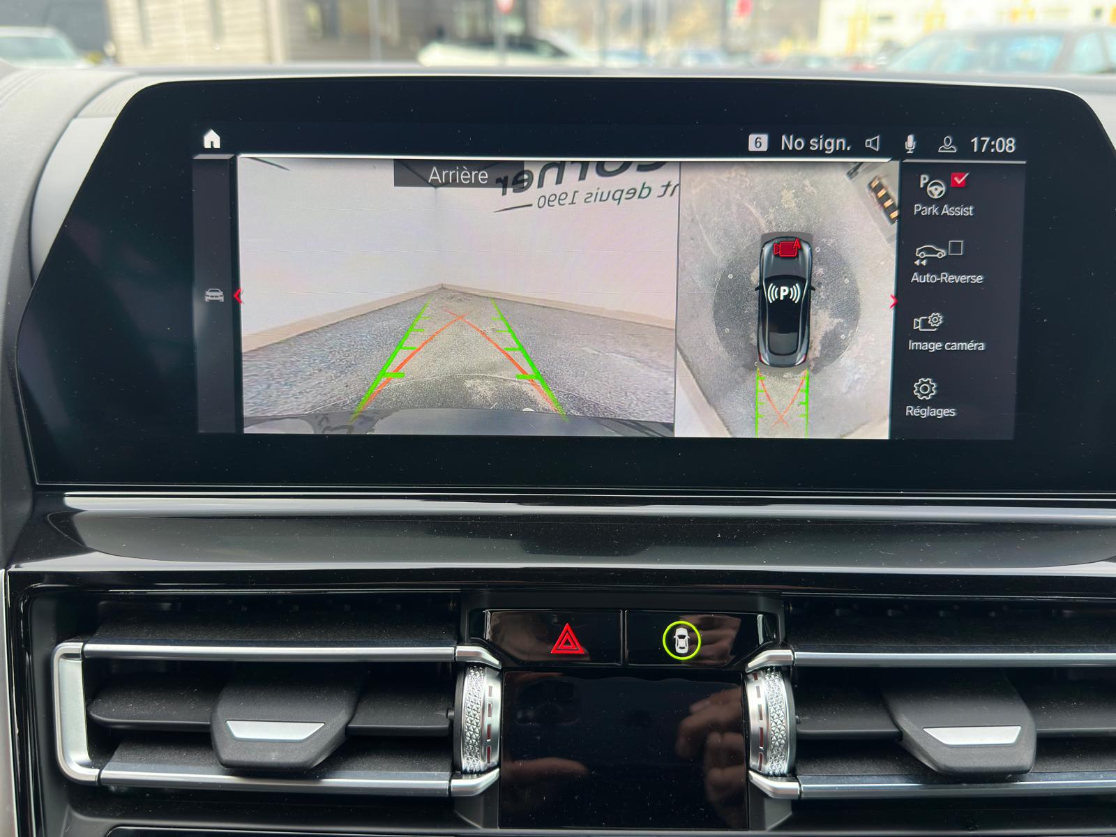 BMW M8 xDrive Steptronic M Competition-image-9