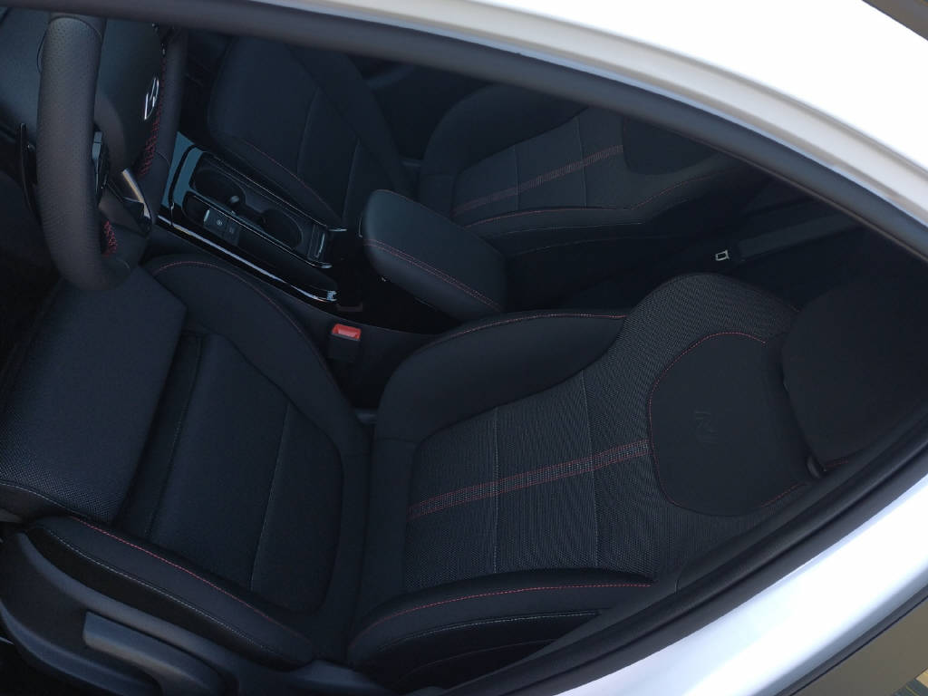 HYUNDAI i30 Wagon 1.5 T-GDi N-Line-image-16