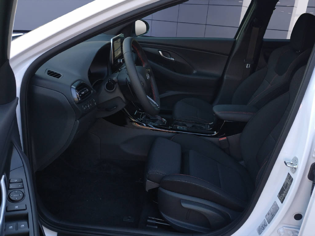 HYUNDAI i30 Wagon 1.5 T-GDi N-Line-image-9