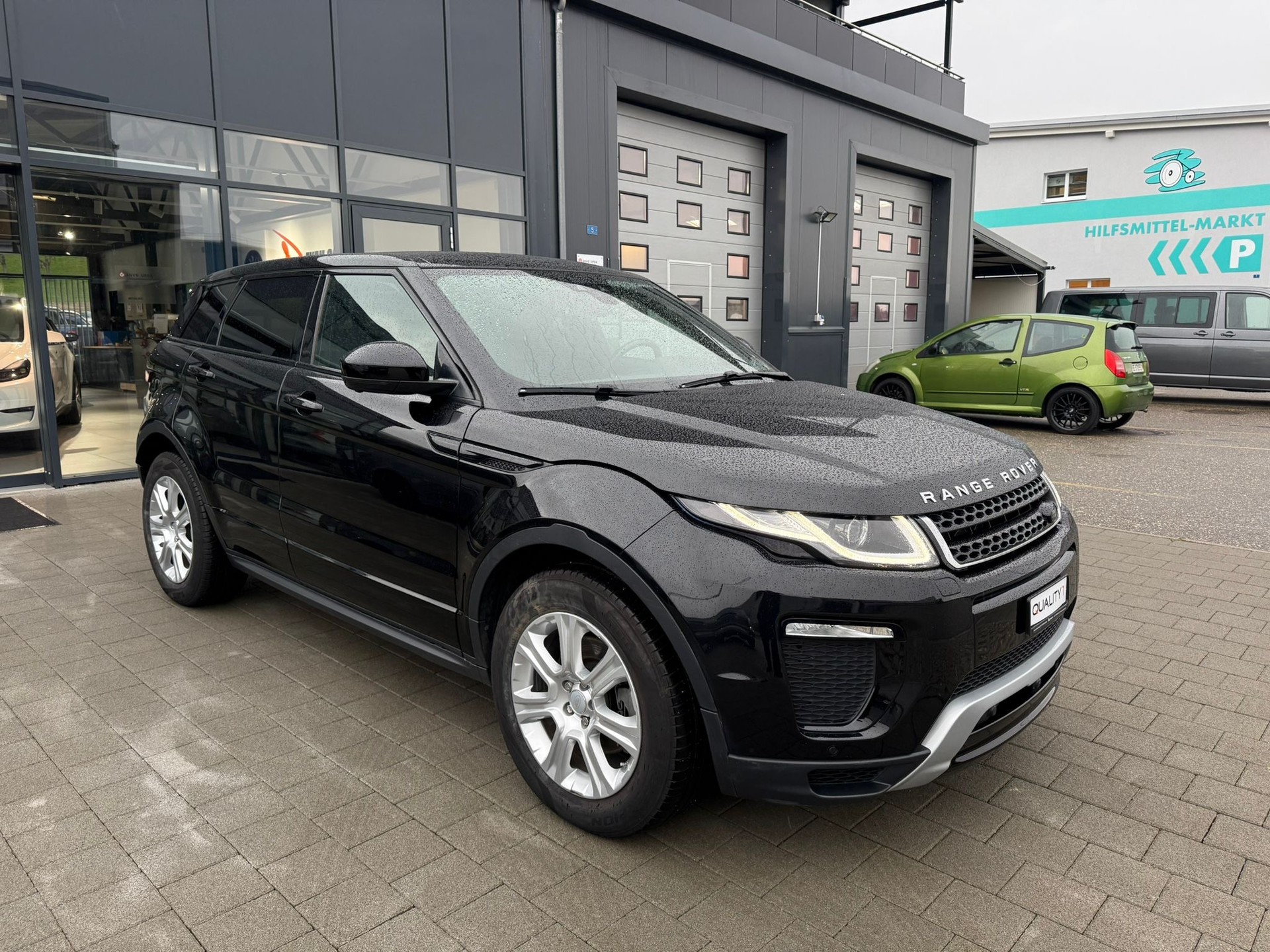 LAND ROVER Range Rover Evoque 2.0 TD4 SE-image-4