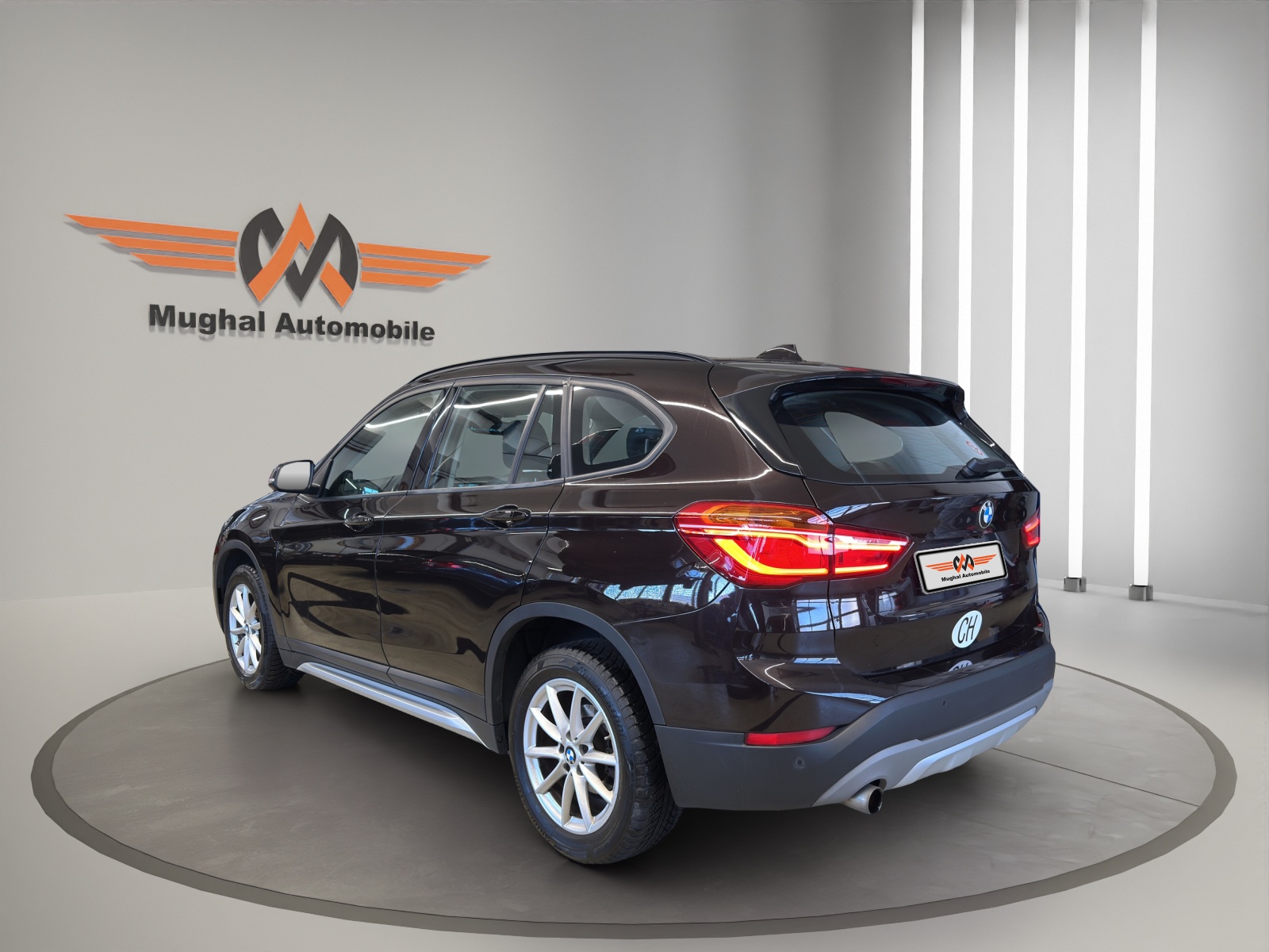 BMW X1 xDrive 18d Steptronic-image-5