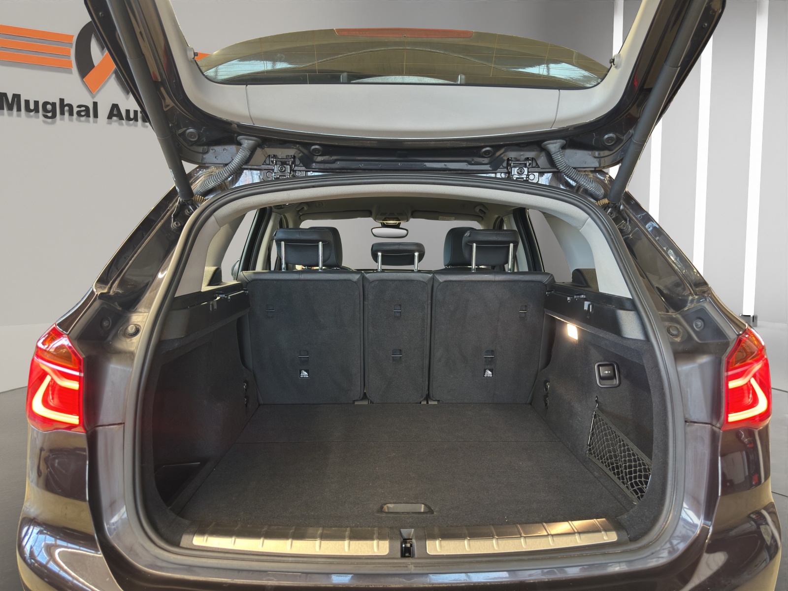 BMW X1 xDrive 18d Steptronic-image-14