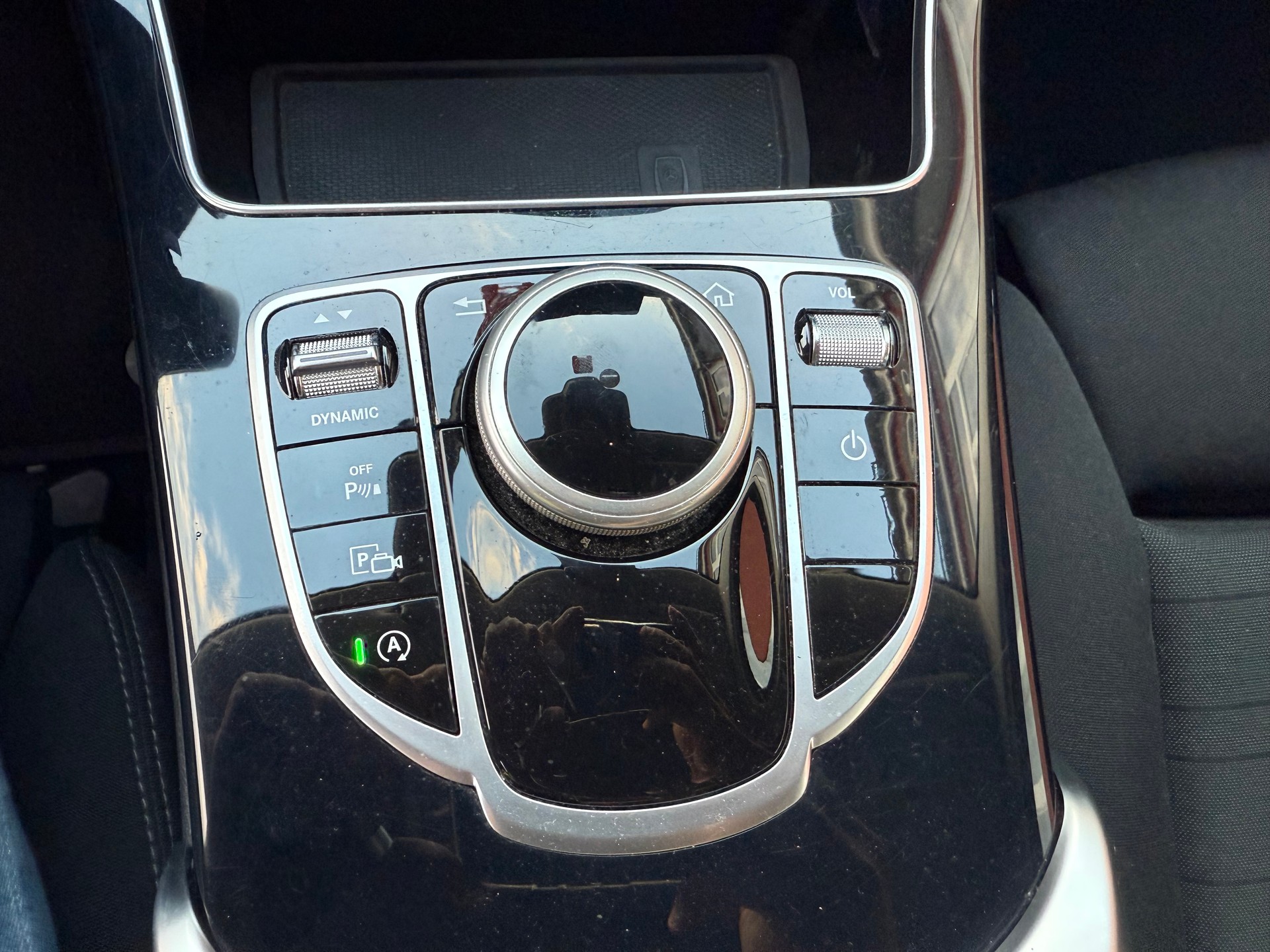MERCEDES-BENZ C 220 d Swiss Star 4M 9G-Tronic-image-8