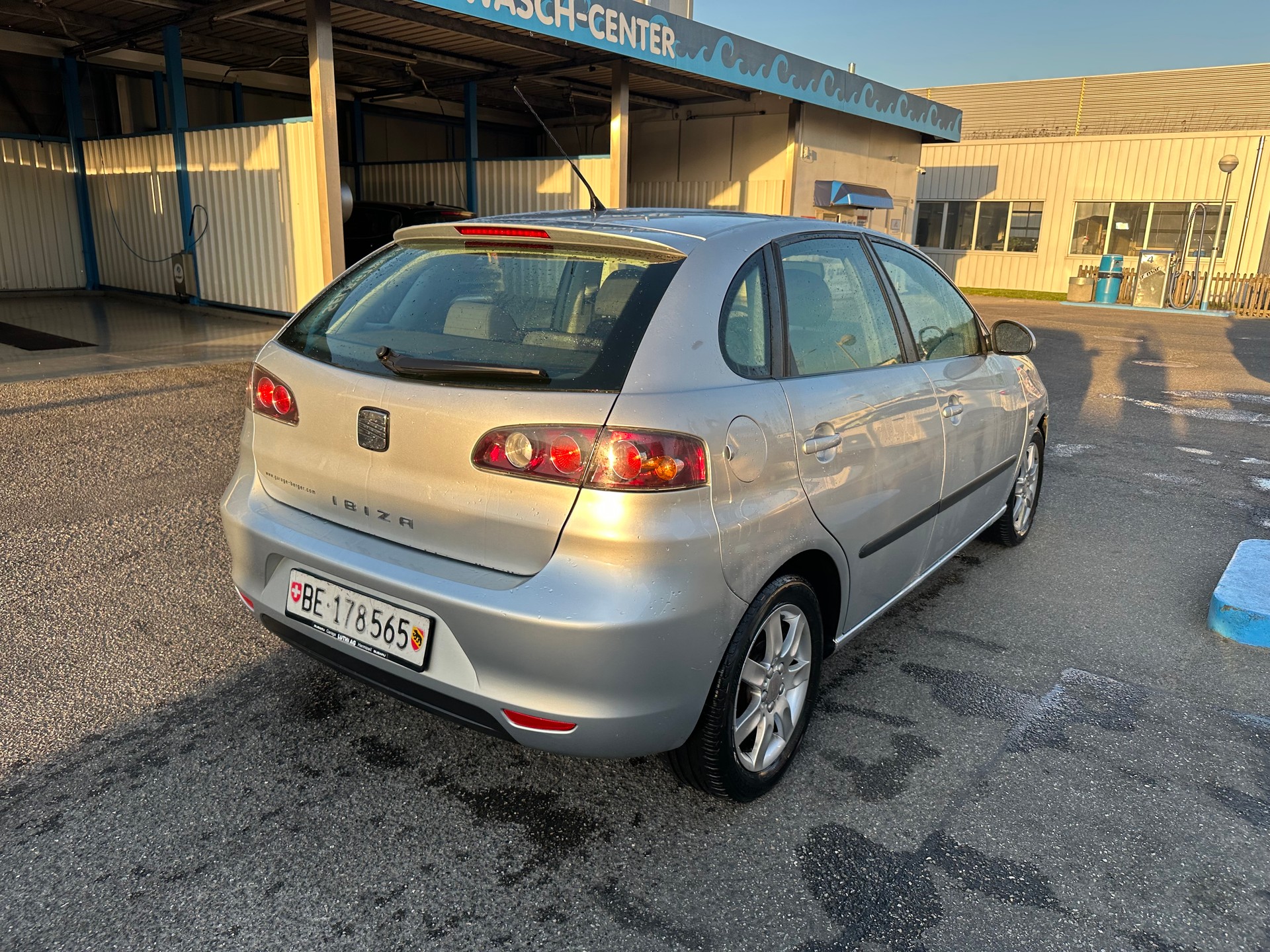 SEAT Ibiza 1.4 16V Shake-image-2