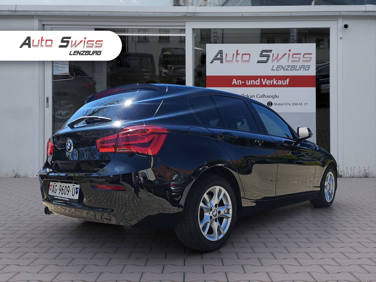 BMW 118i Sport Line-image-3