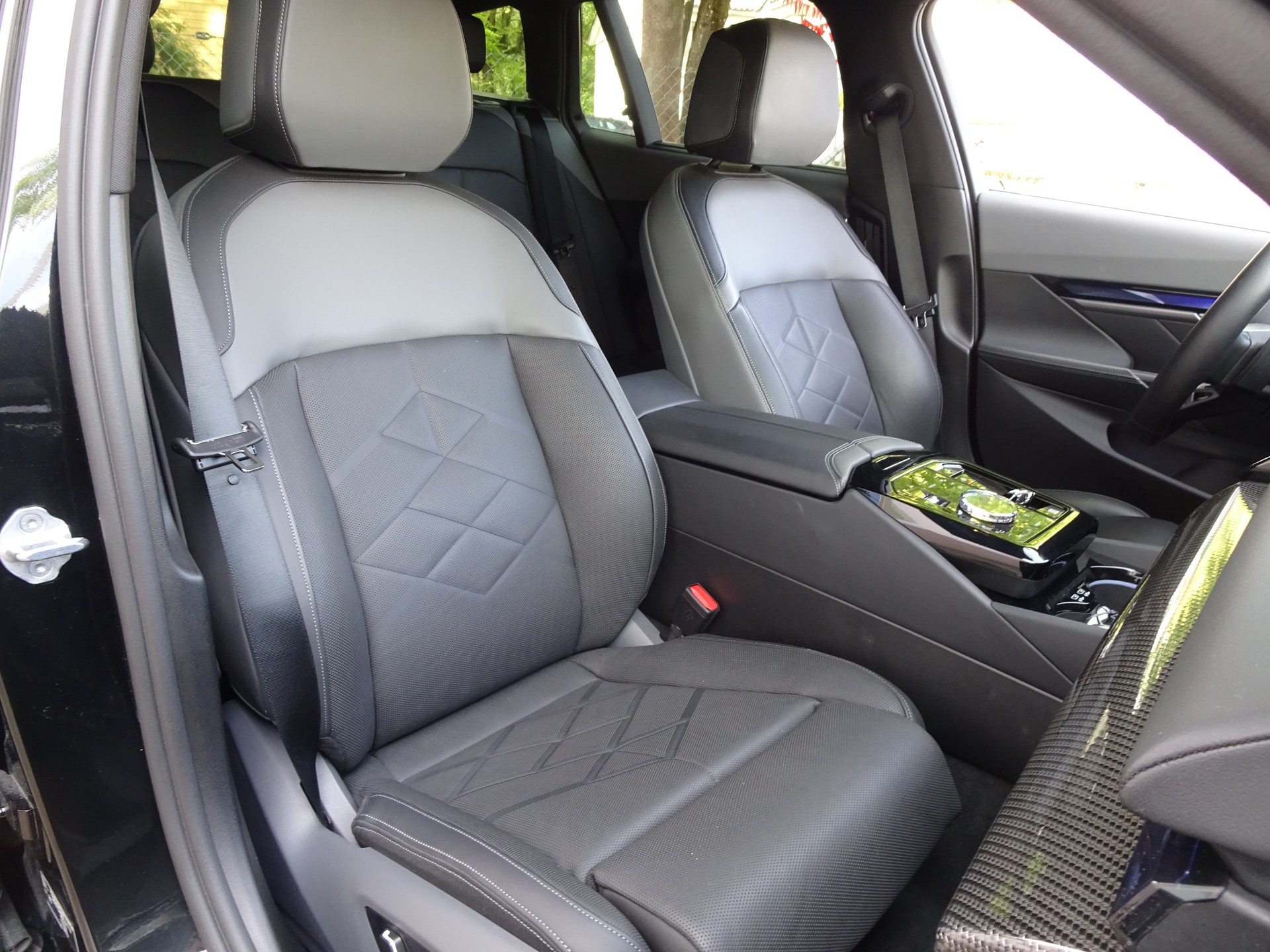 BMW 540d xDrive 48V Touring M Sport Steptronic-image-8