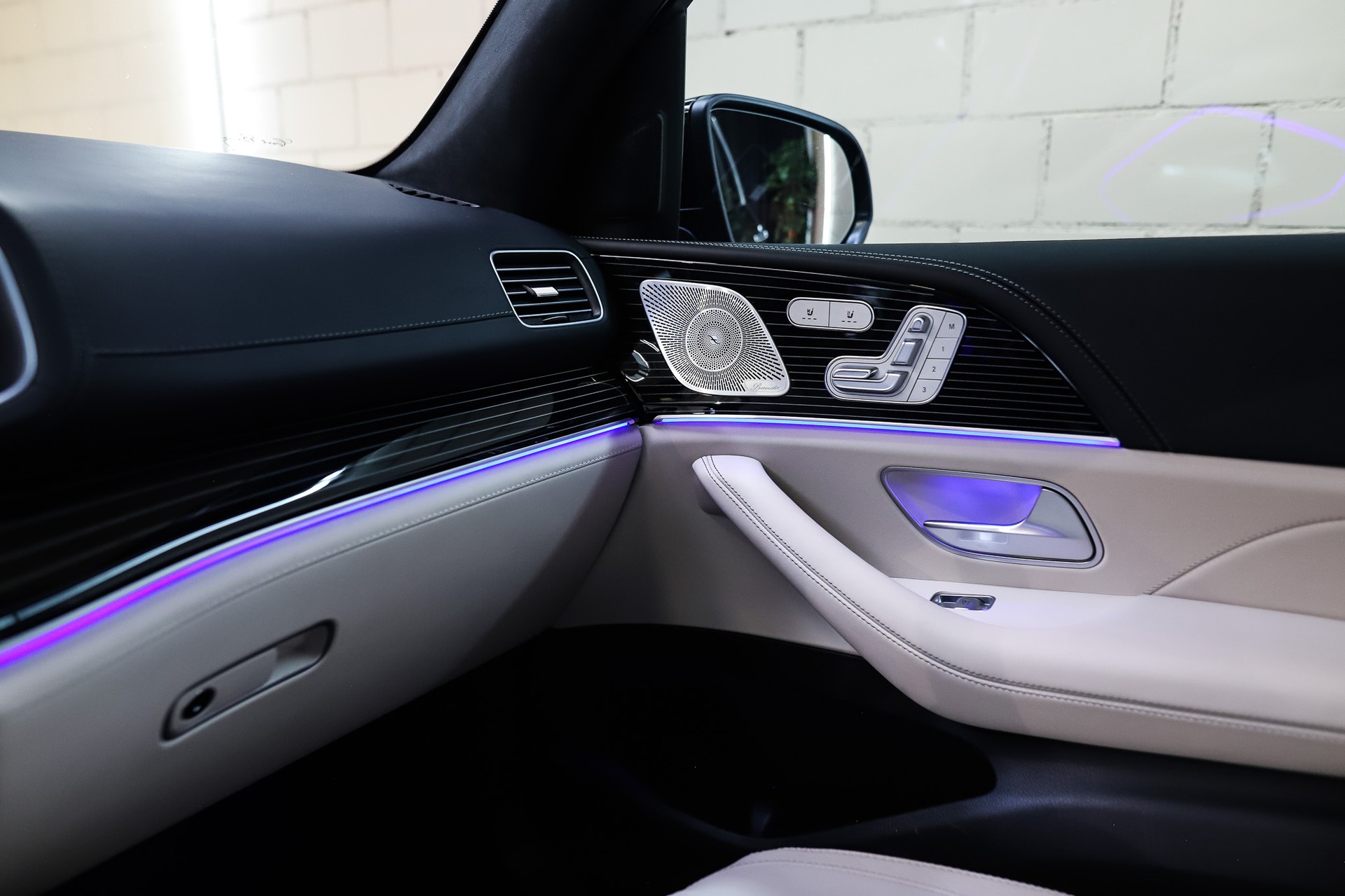 MERCEDES-BENZ GLE 63 S AMG 4Matic+ 9G-Speedshift *FACELIFT*-image-24