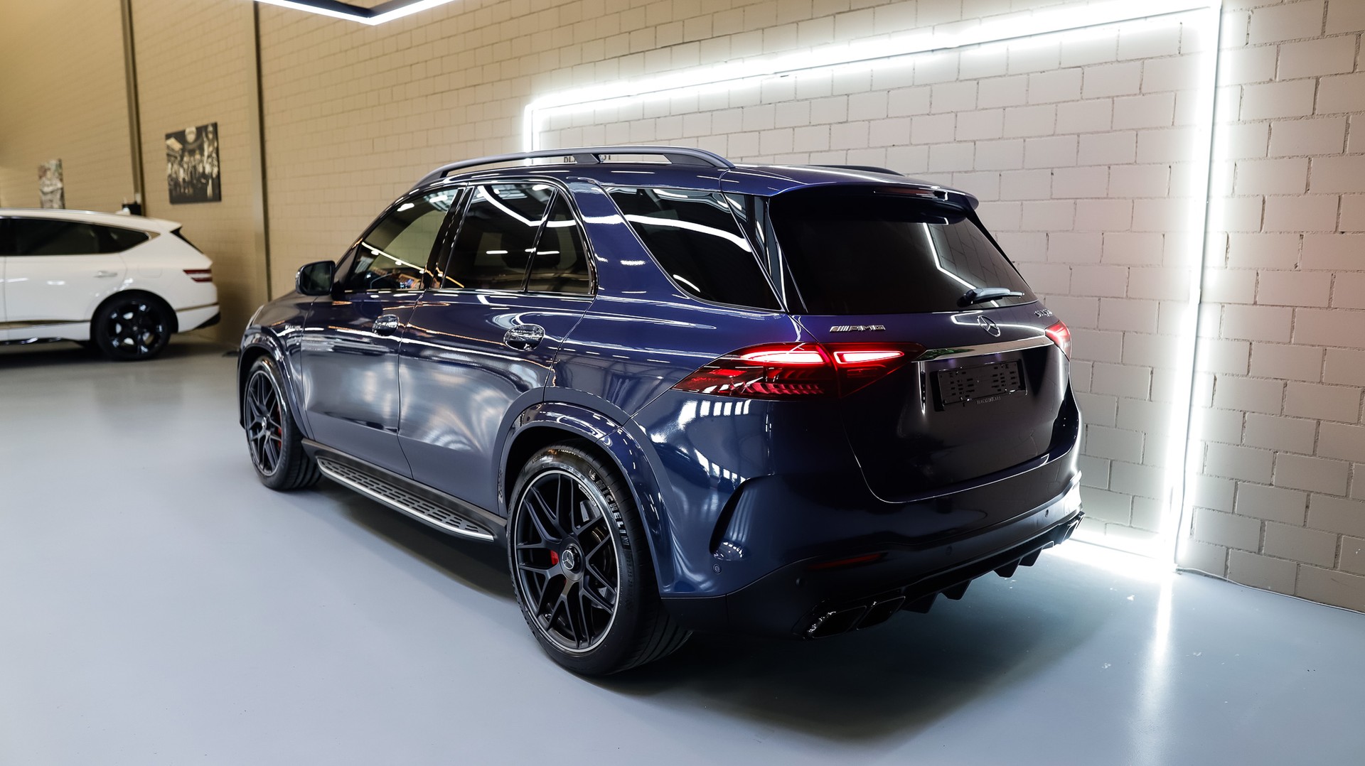 MERCEDES-BENZ GLE 63 S AMG 4Matic+ 9G-Speedshift *FACELIFT*-image-6