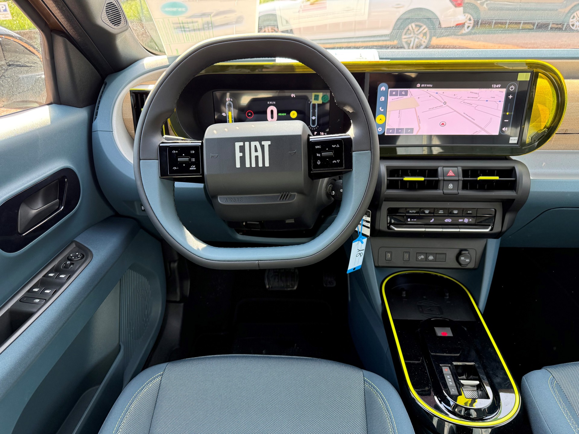 FIAT Grande Panda Elektro La Prima-image-10