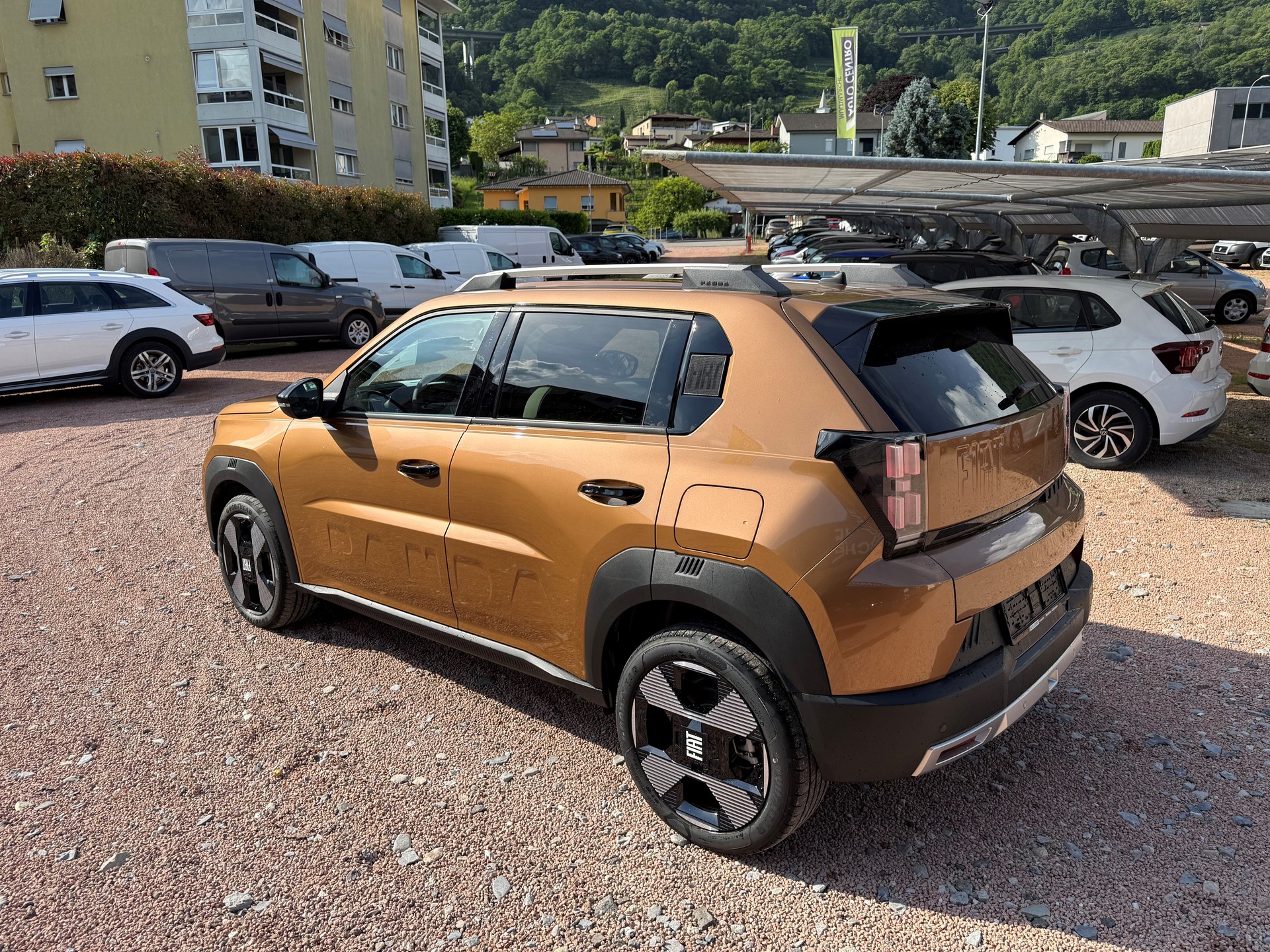 FIAT Grande Panda Elektro La Prima-image-5