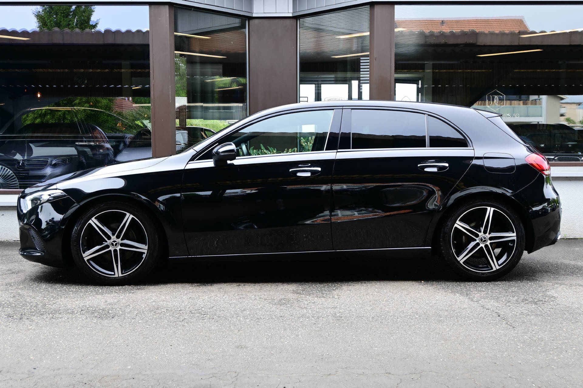 MERCEDES-BENZ A 180 d Progressive *Burmester Soundsystem*Rückfahrkamera*LED Scheinwerfer*-image-4