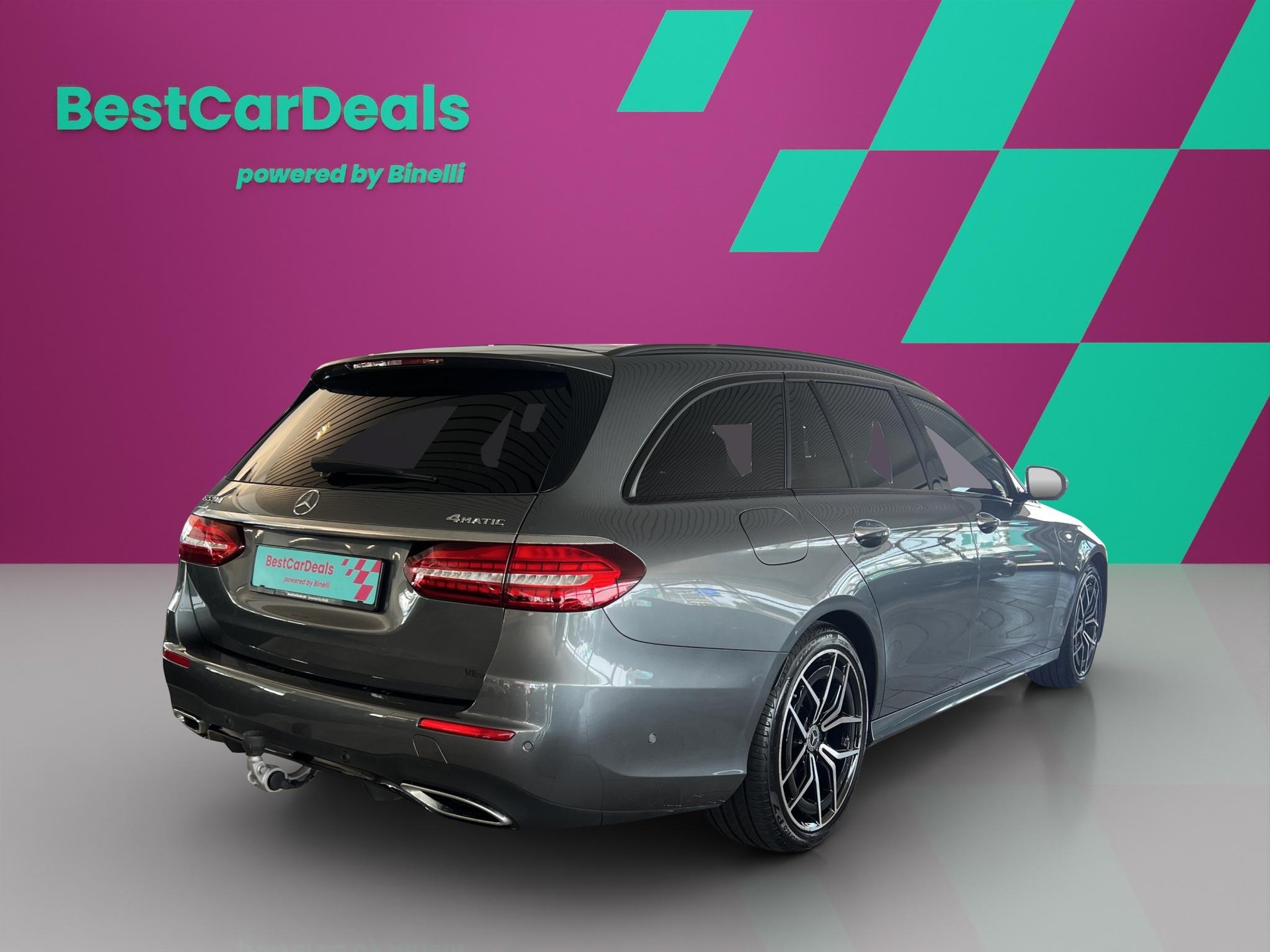 MERCEDES-BENZ E 220 d AMG Line 4matic Kombi-showroom-element-2