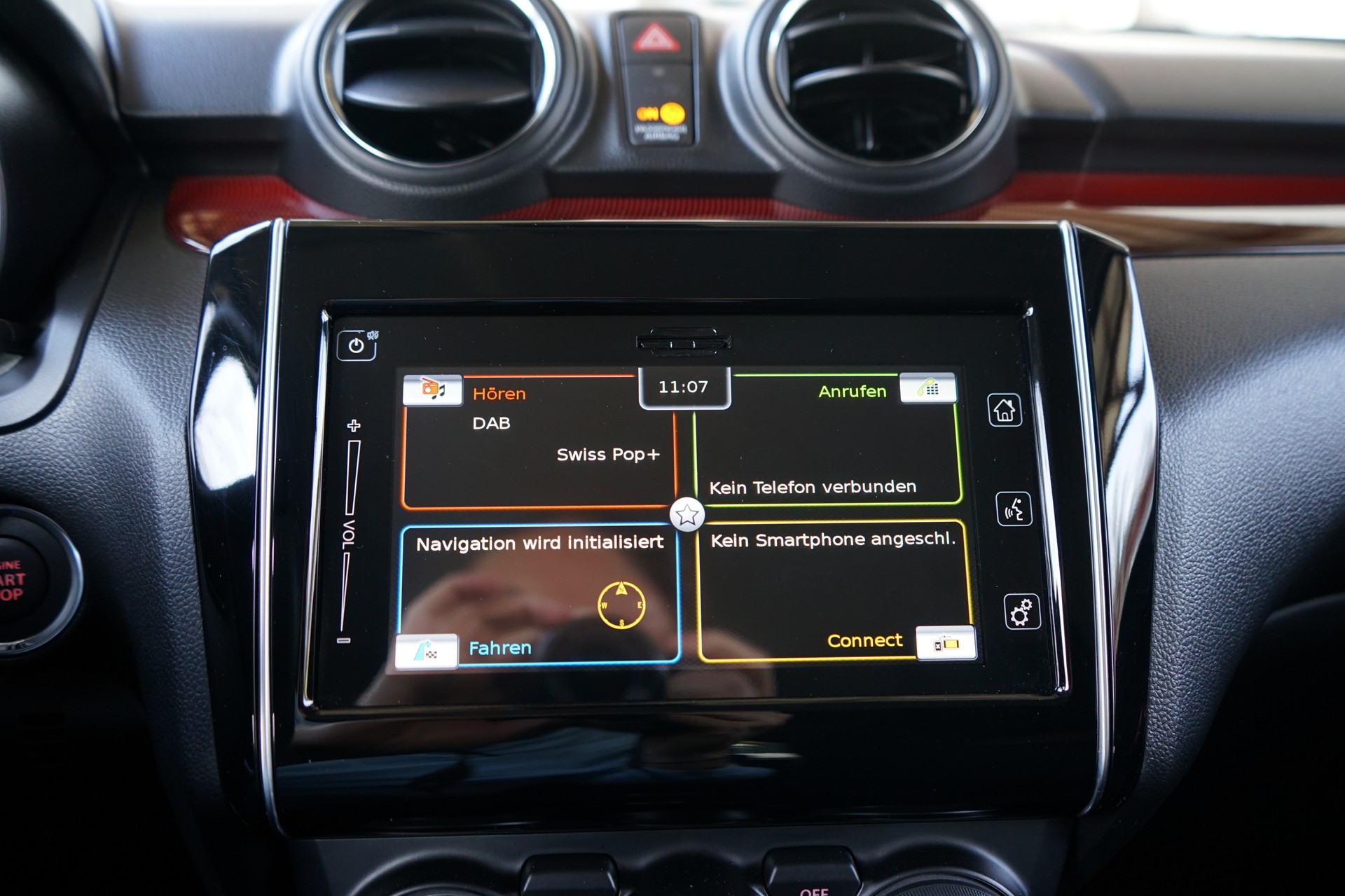 SUZUKI Swift Sport 1.4i 16V Compact Top Hybrid-image-9