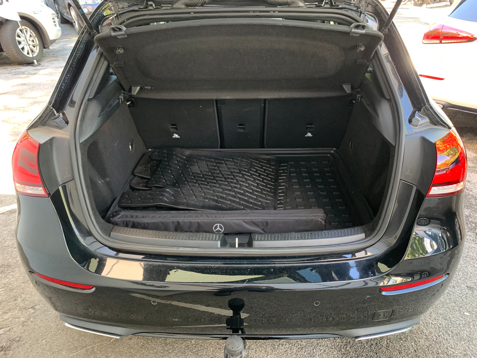 MERCEDES-BENZ A 200 Progressive 7G-DCT-image-13
