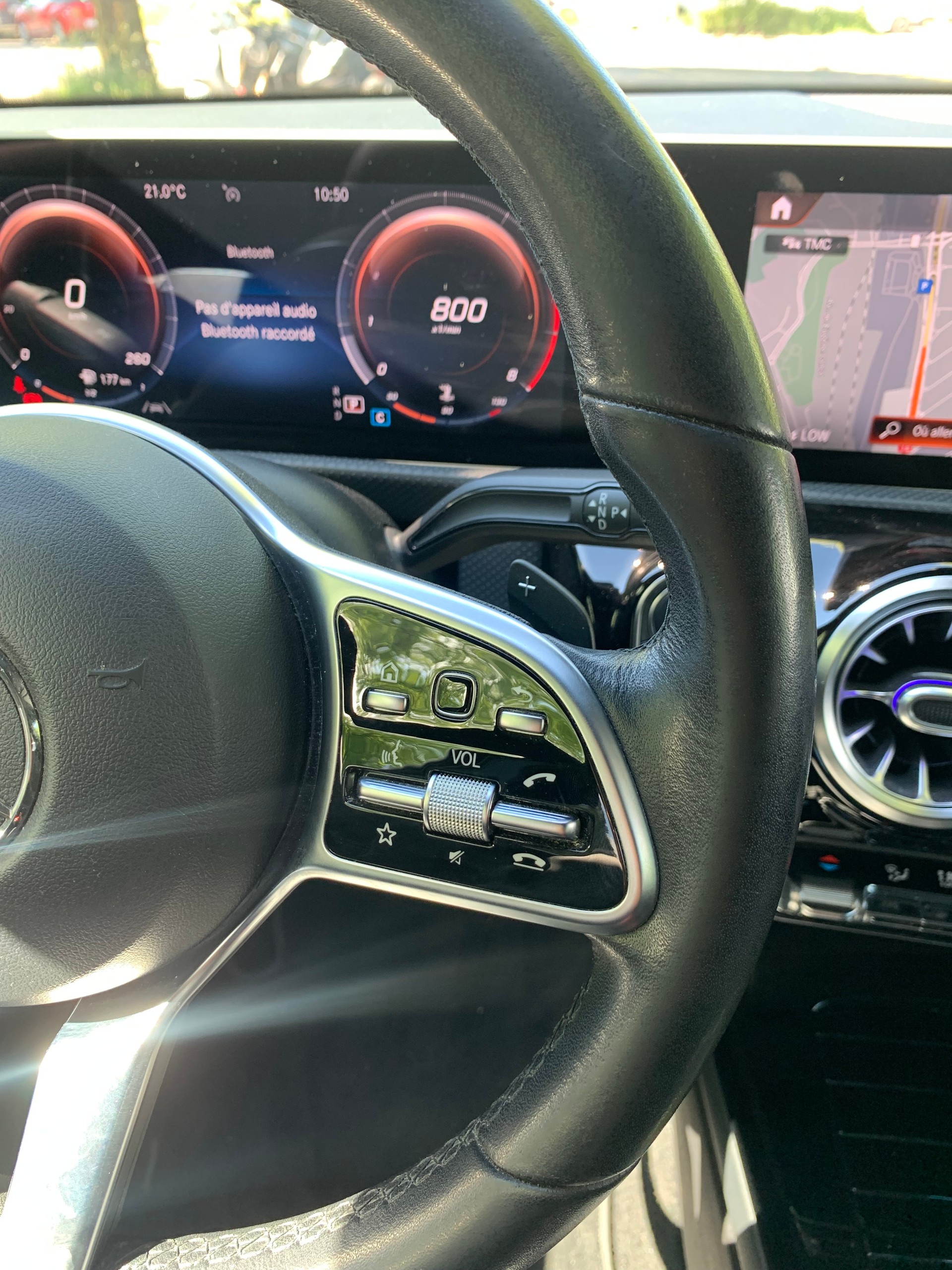 MERCEDES-BENZ A 200 Progressive 7G-DCT-image-21