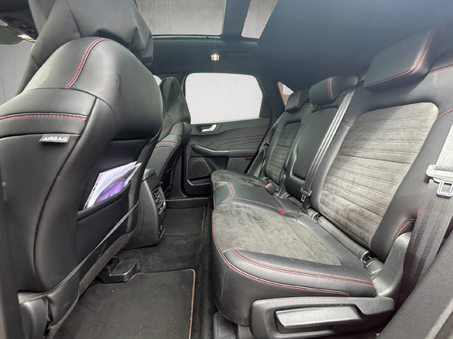 FORD Kuga 2.5 Hybrid ST-Line X 4x4-image-16