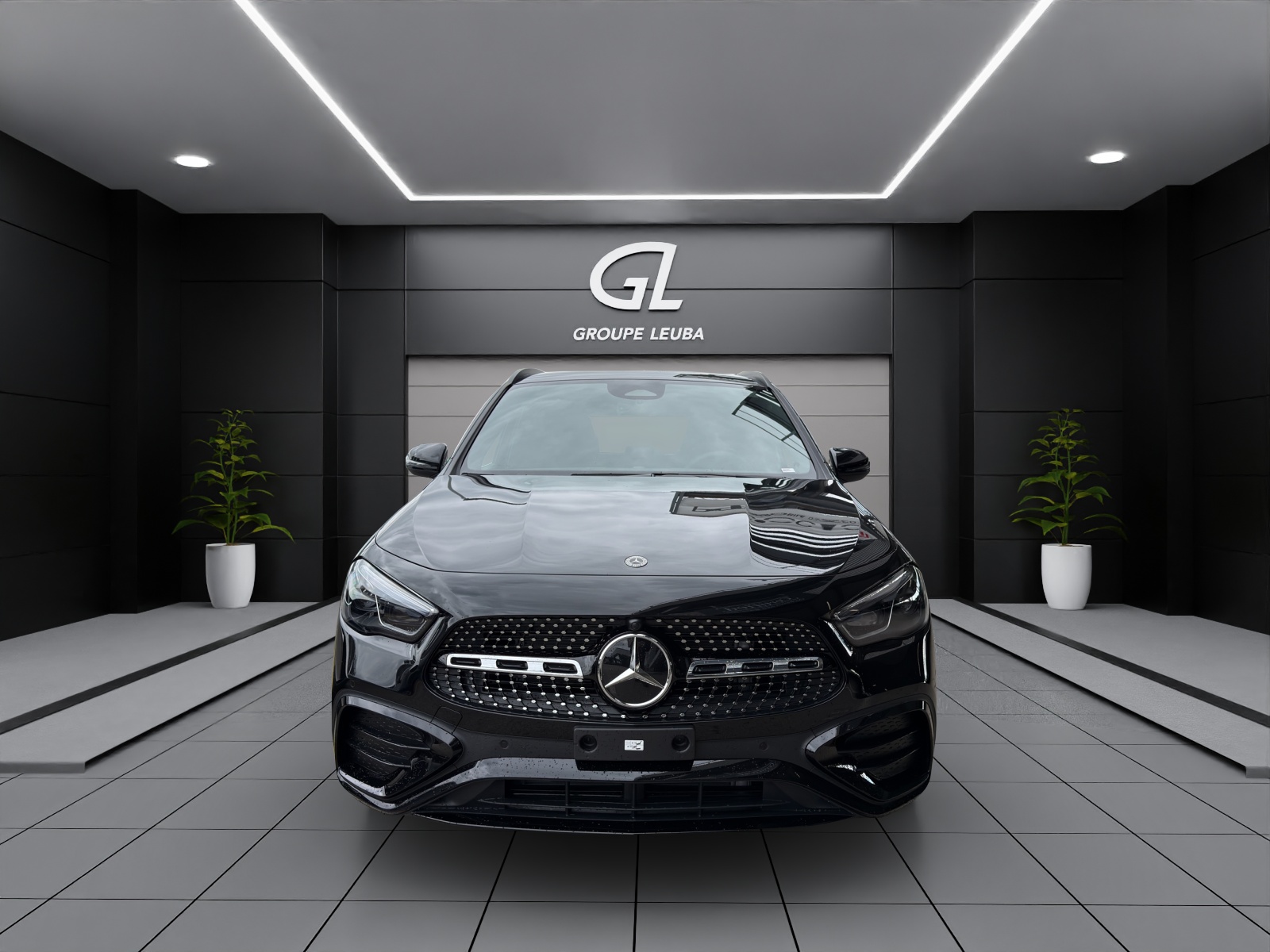 MERCEDES-BENZ GLA 220d 4Matic 8G-DCTSwiss Star-showroom-element-1