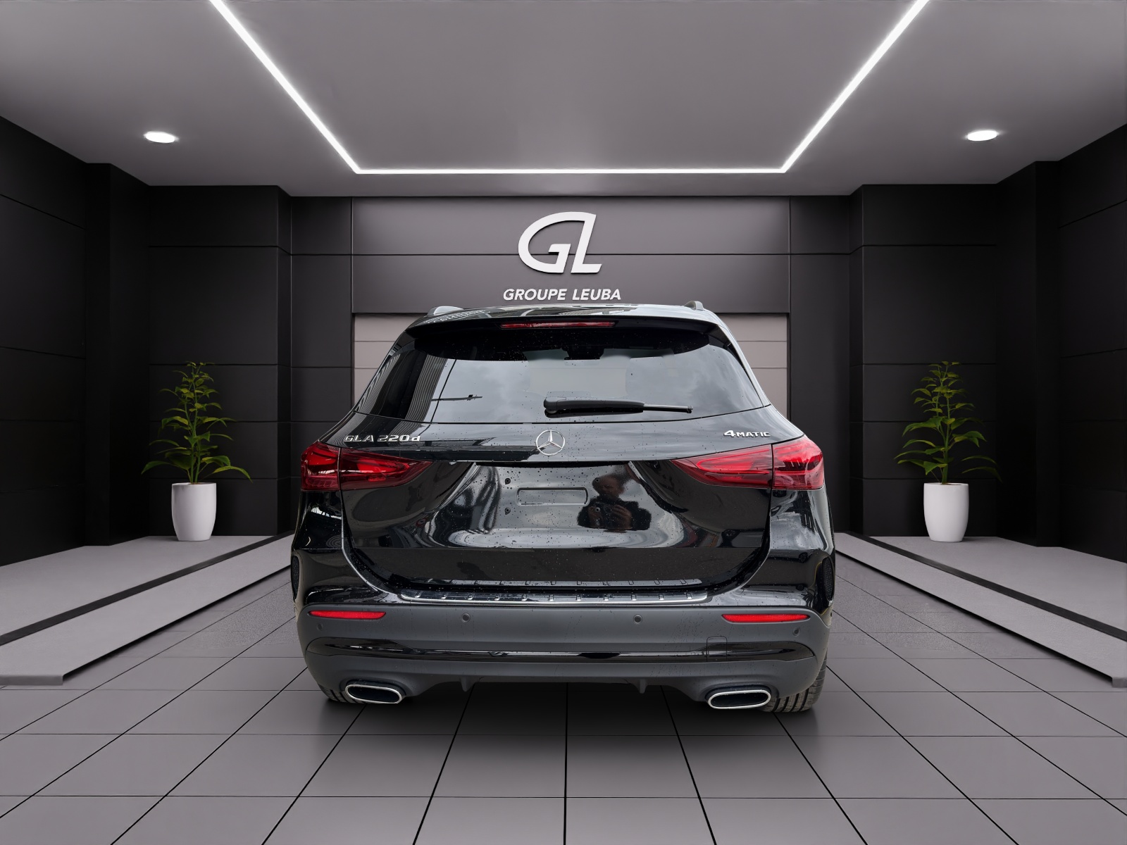 MERCEDES-BENZ GLA 220d 4Matic 8G-DCTSwiss Star-image-4
