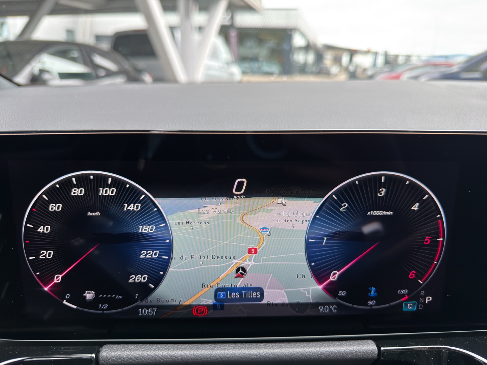 MERCEDES-BENZ GLA 220d 4Matic 8G-DCTSwiss Star-image-12