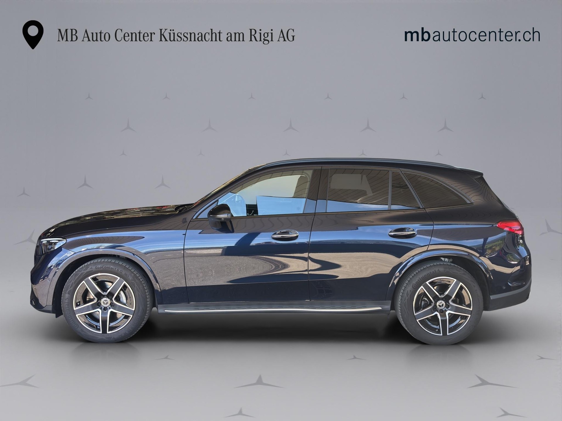 MERCEDES-BENZ GLC 300 AMG Line 4matic-showroom-element-2