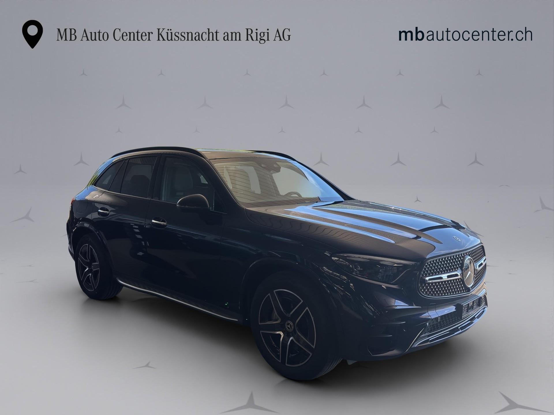 MERCEDES-BENZ GLC 300 AMG Line 4matic-image-6