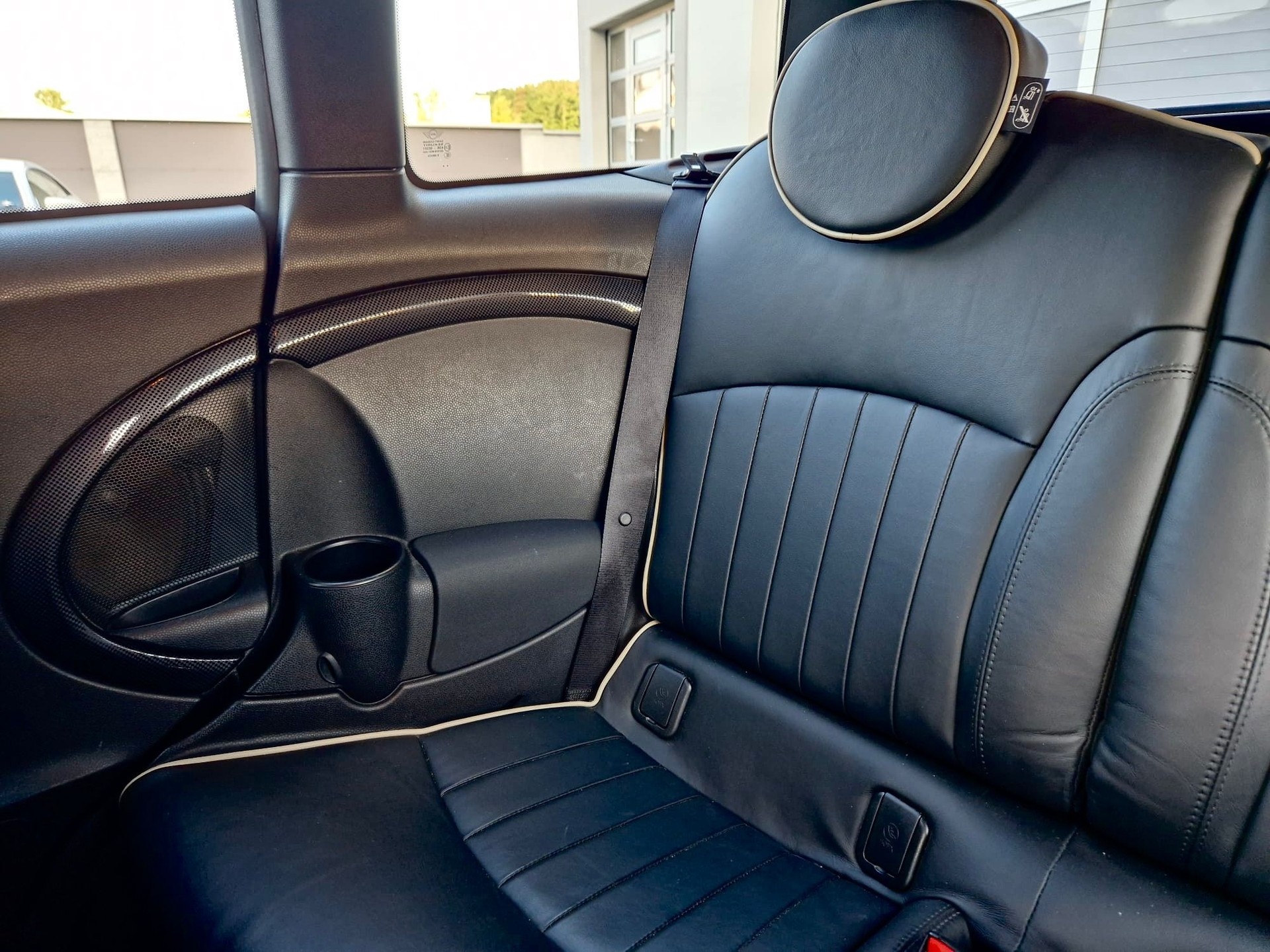 MINI Clubman Cooper S-image-8