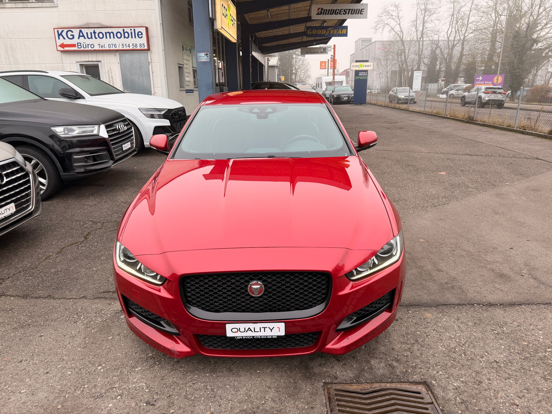 JAGUAR XE 20d R-Sport Automat-image-1