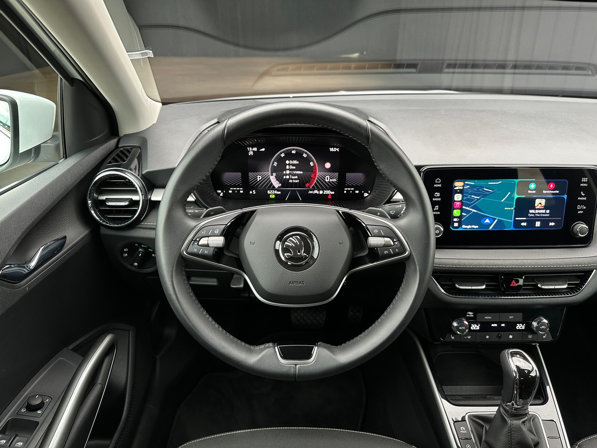 SKODA Fabia 1.0 TSI Top Selection DSG-image-15