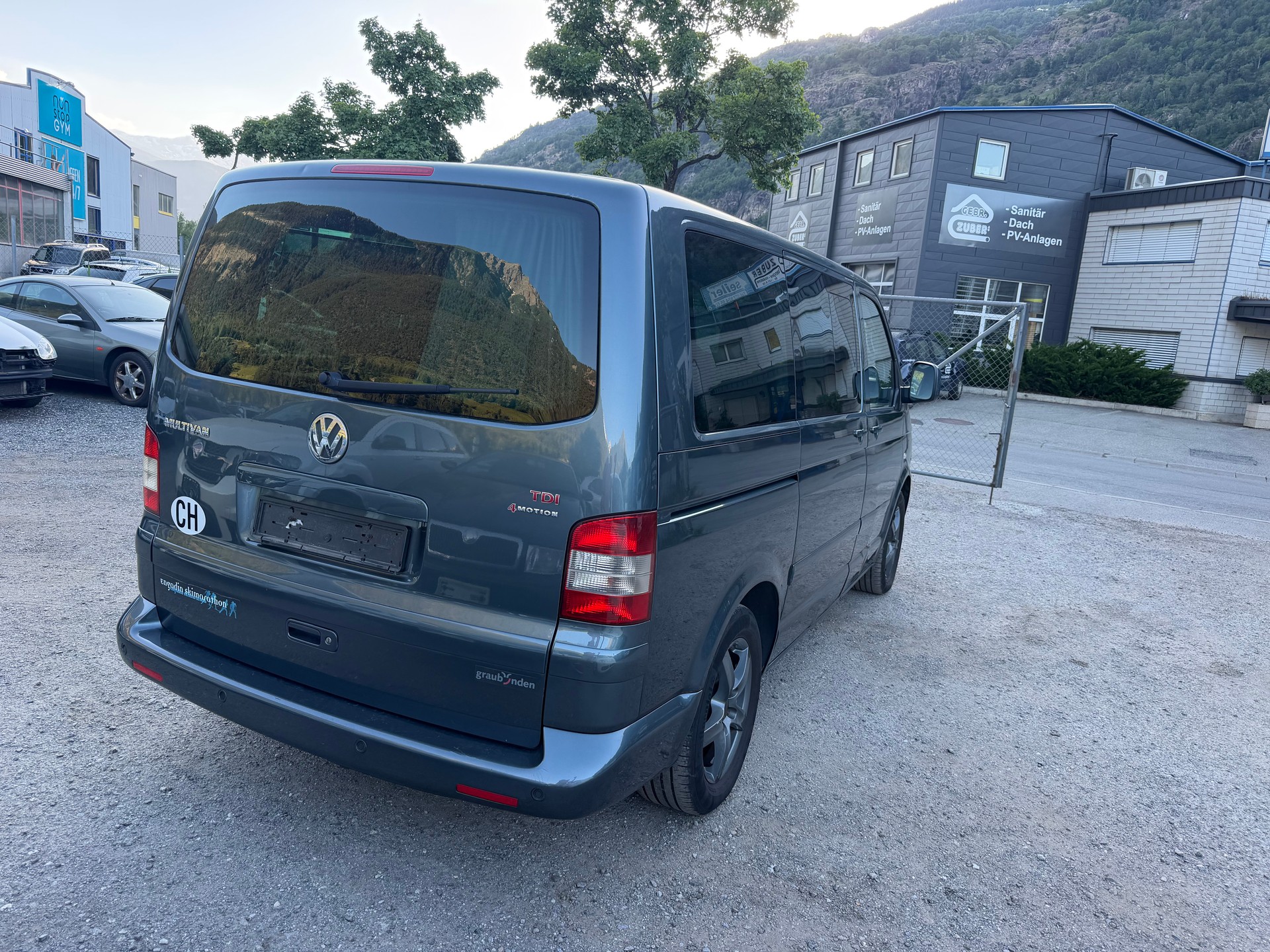 VW T5 Multivan 2.5 tdi 4M-image-5