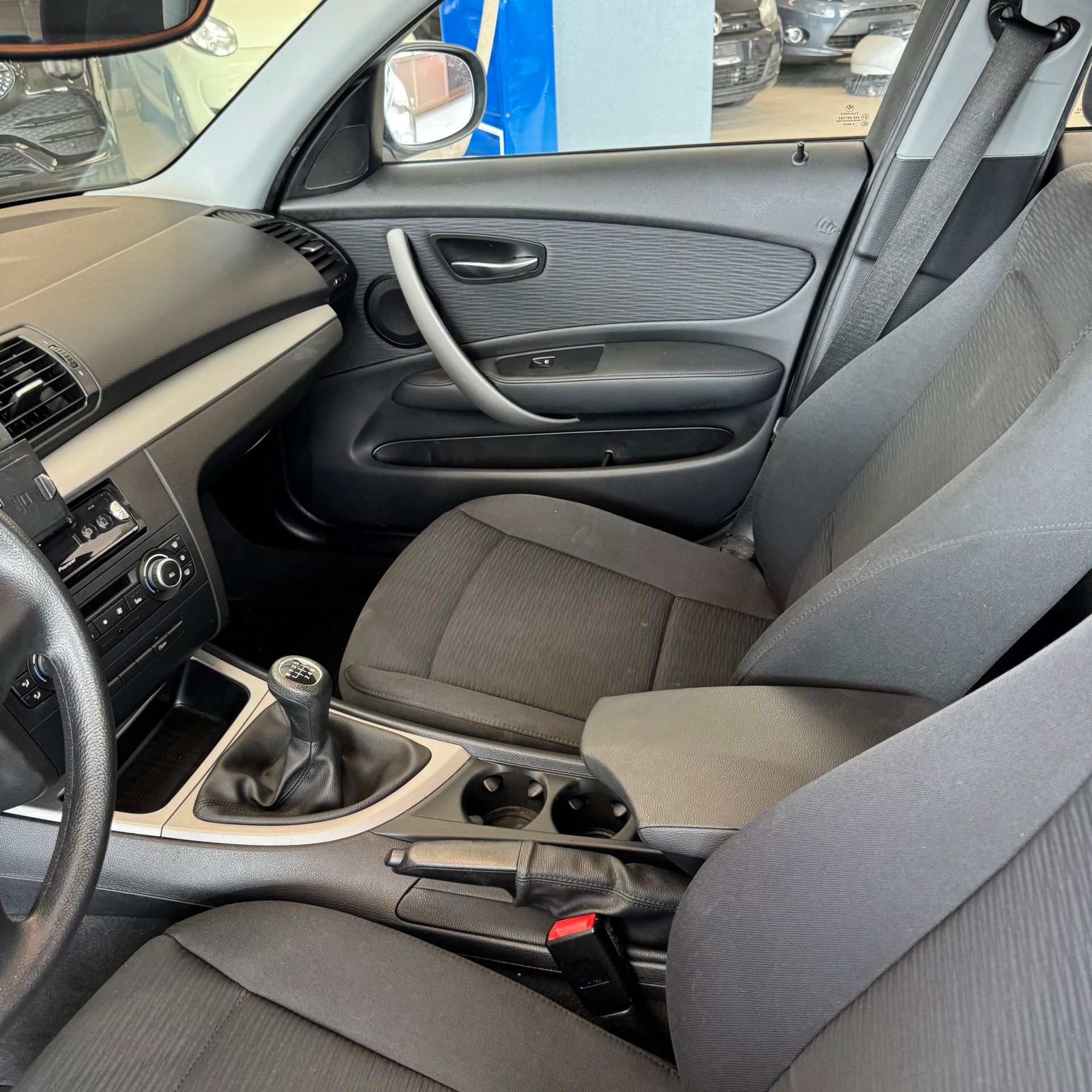 BMW 116i-image-21