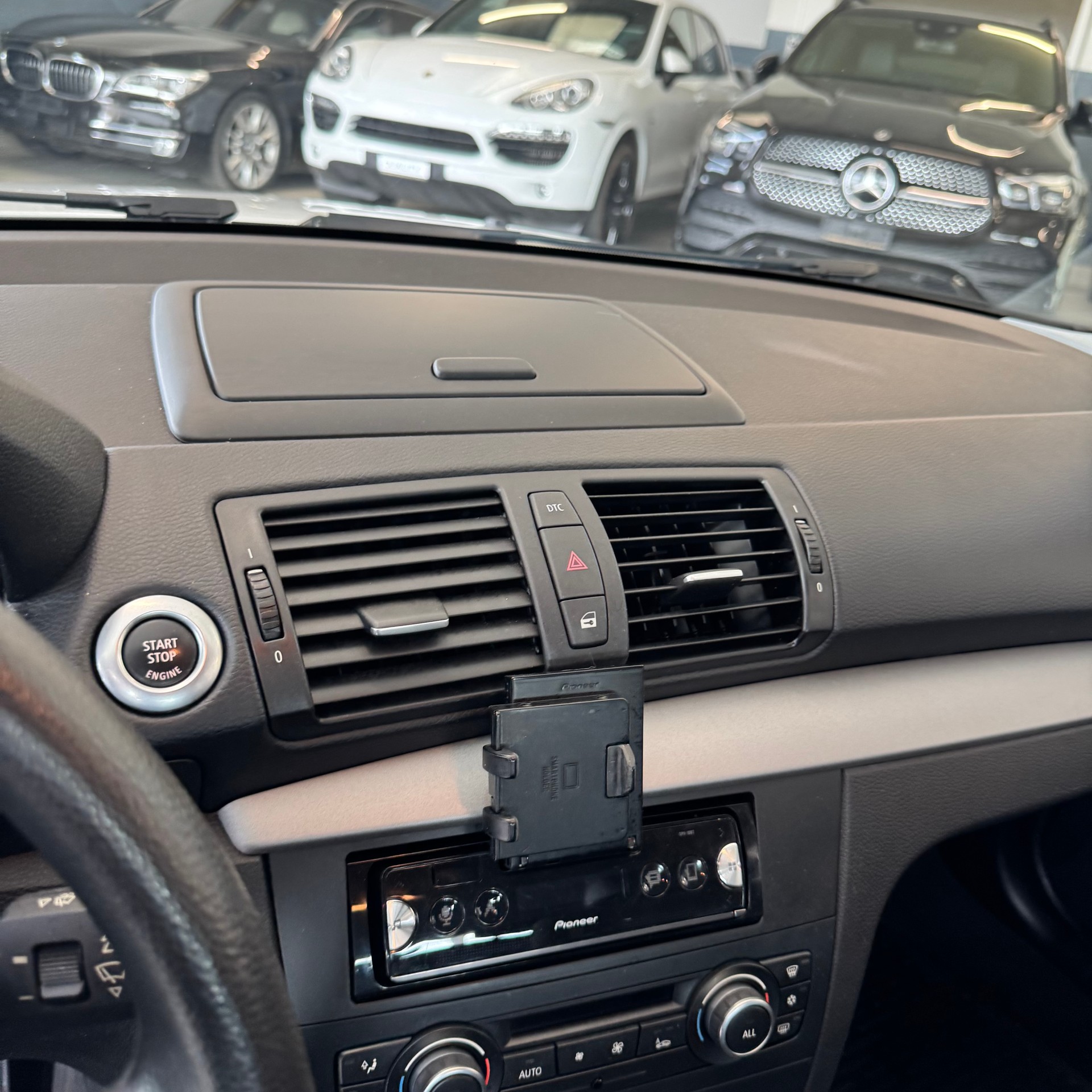 BMW 116i-image-16