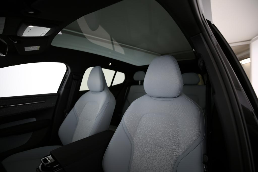 VOLVO EX30 E60 Twin Ultra Performance AWD-image-5