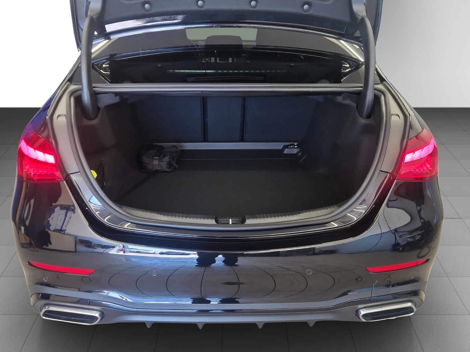 MERCEDES-BENZ C 300-image-13