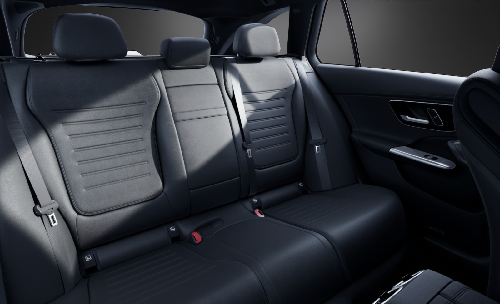 MERCEDES-BENZ C 220 d T AMG Line-image-7