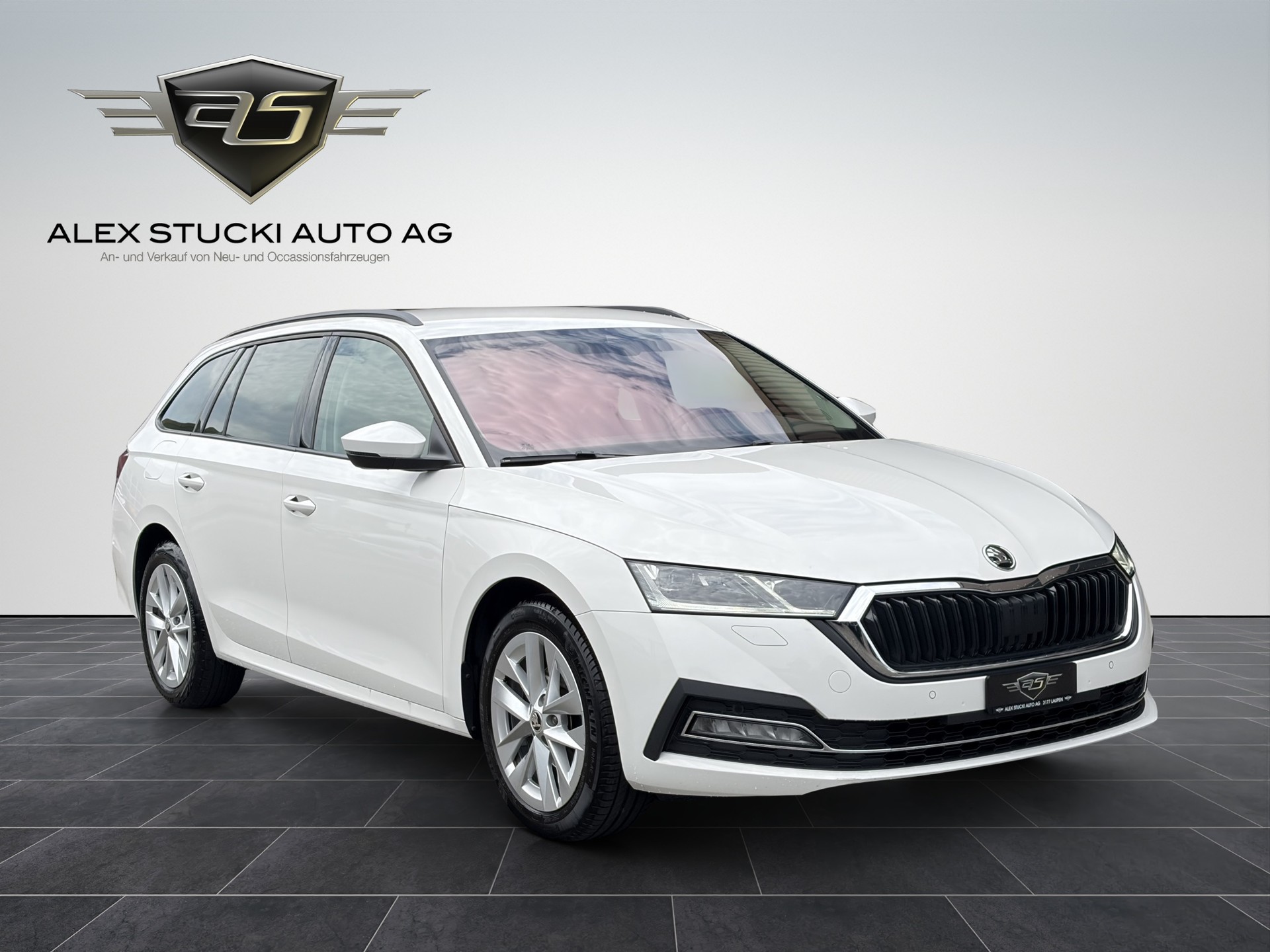 SKODA Octavia Combi 2.0 TDI DSG Style