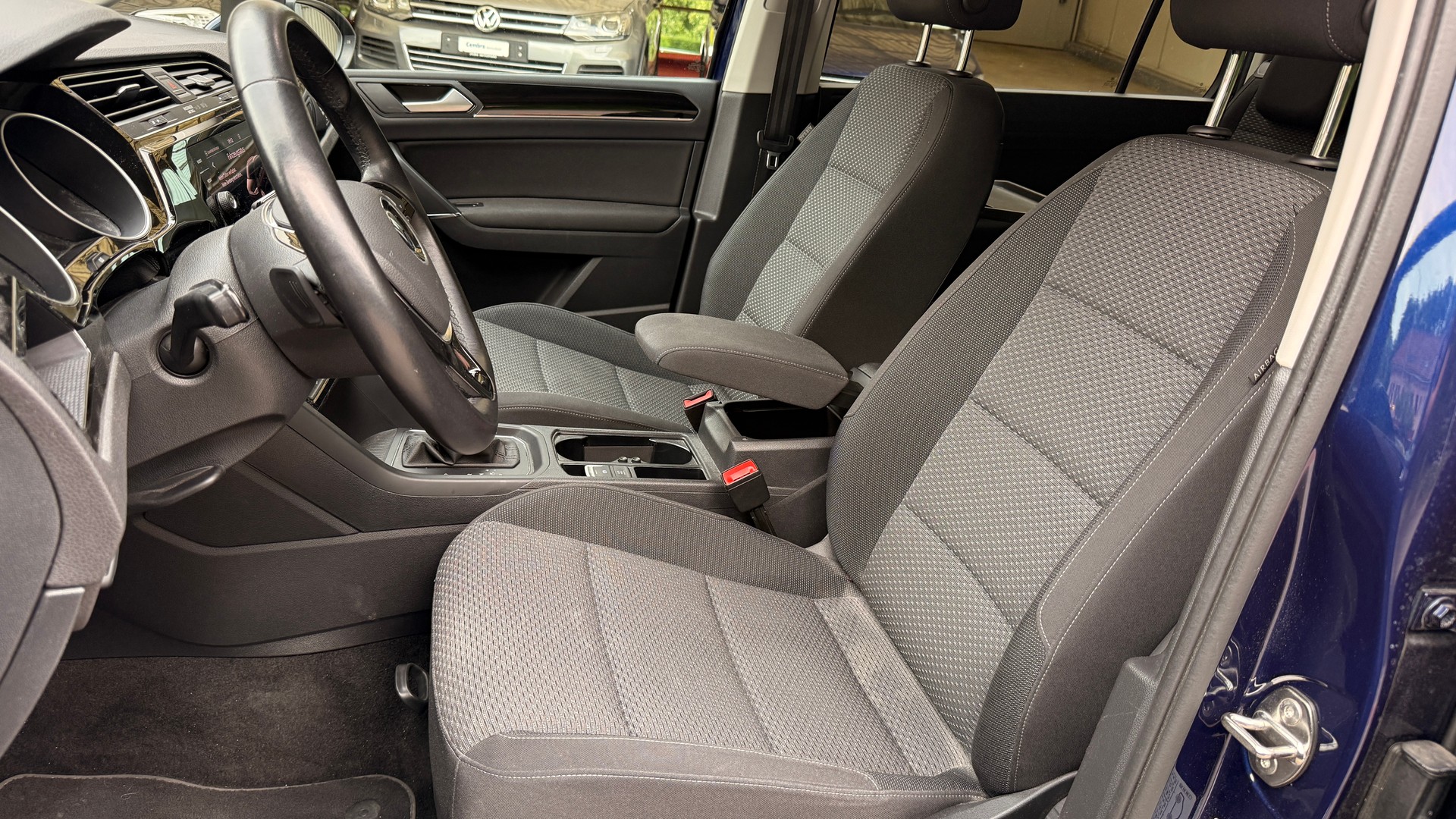 VW Touran 1.5 TSI EVO Comfortline DSG-image-9