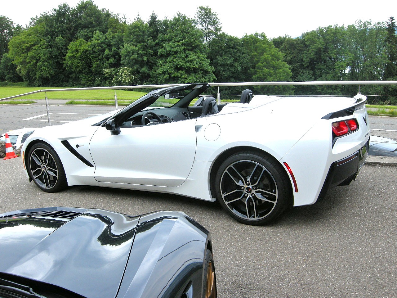 CHEVROLET Corvette Convertible Stingray 3LT-image-8