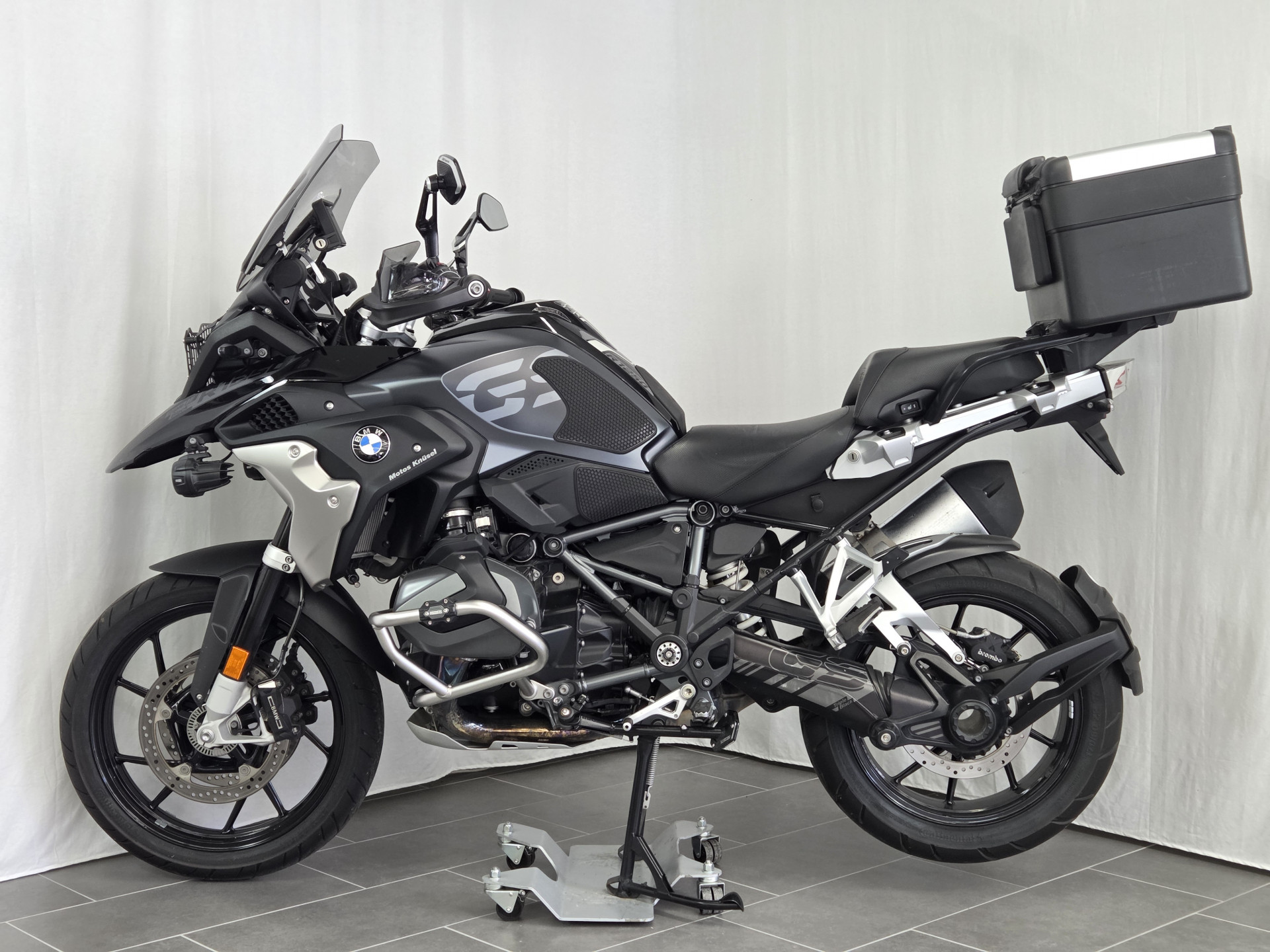 BMW R 1250 GS Triple Black-image-3