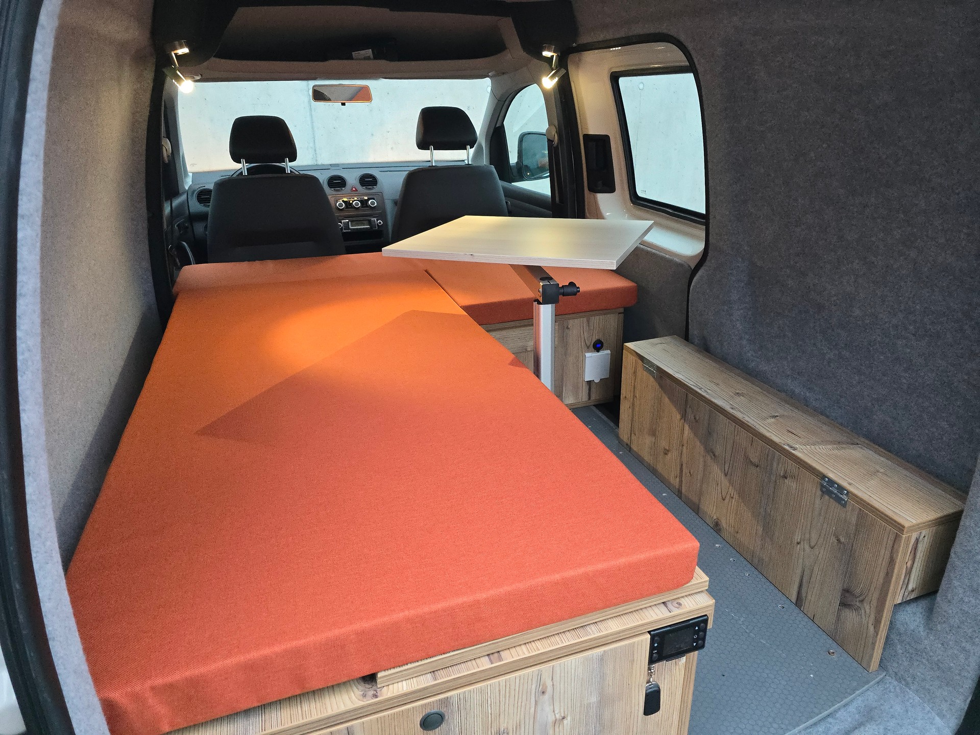 VW GEOVAN M - 1.6TDI 102PS - Automat - Klima-image-10