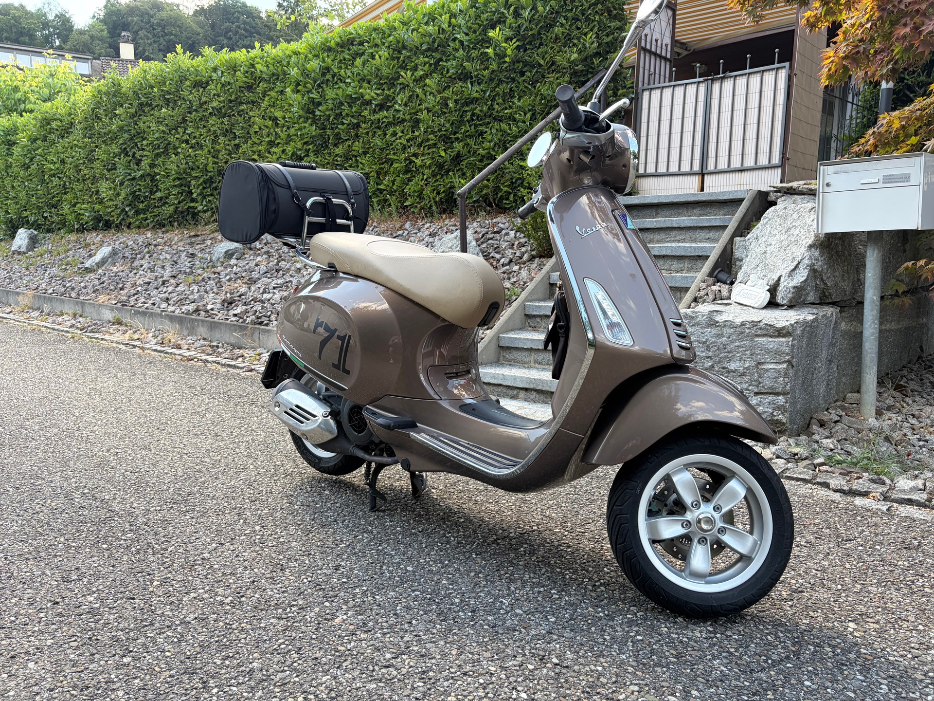PIAGGIO Vespa 125 Primavera i.e. 3V-image-2
