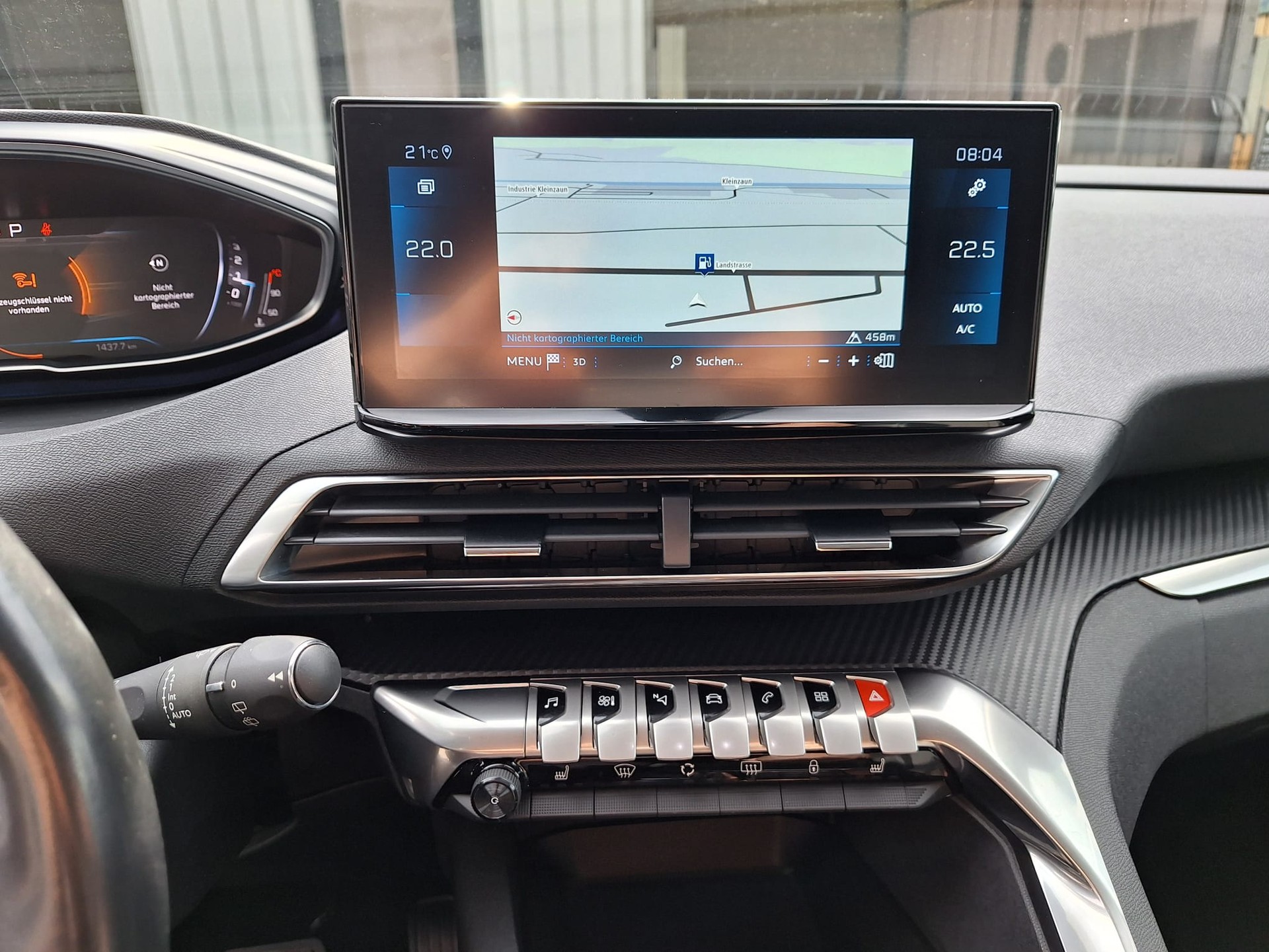 PEUGEOT 3008 1.5 BlueHDi Allure EAT8-image-9