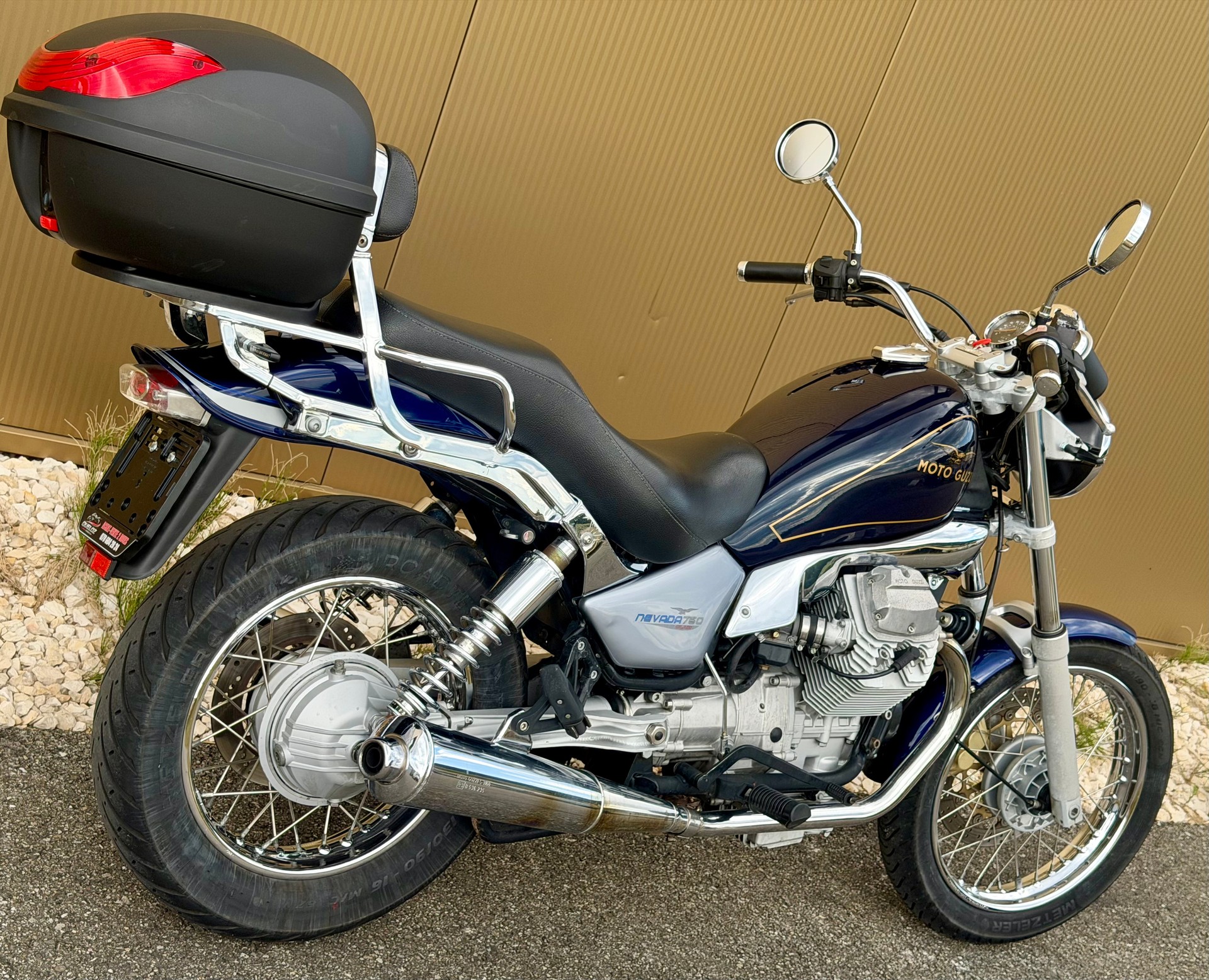 MOTO GUZZI Nevada 750 Club-image-4