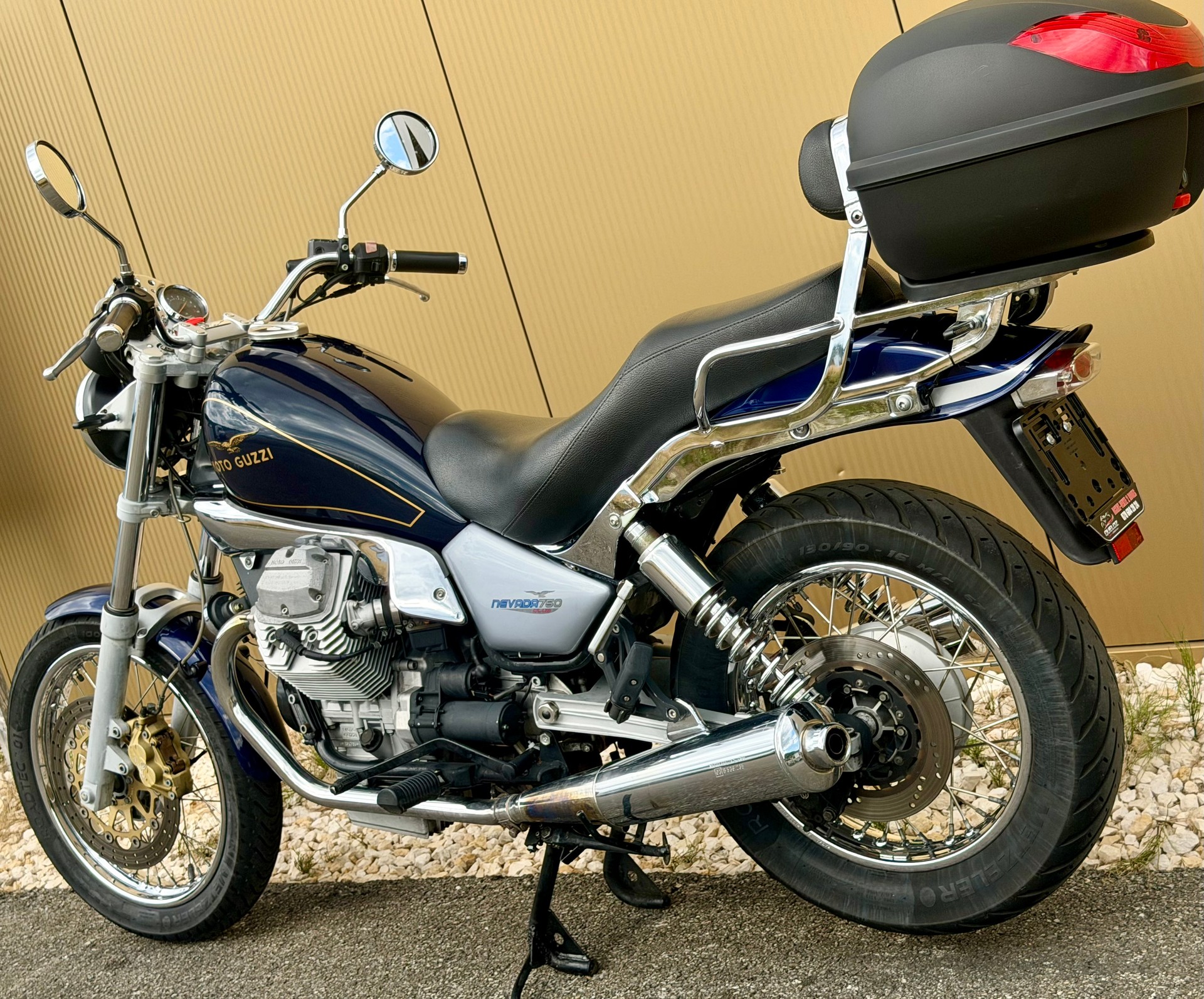 MOTO GUZZI Nevada 750 Club-image-11